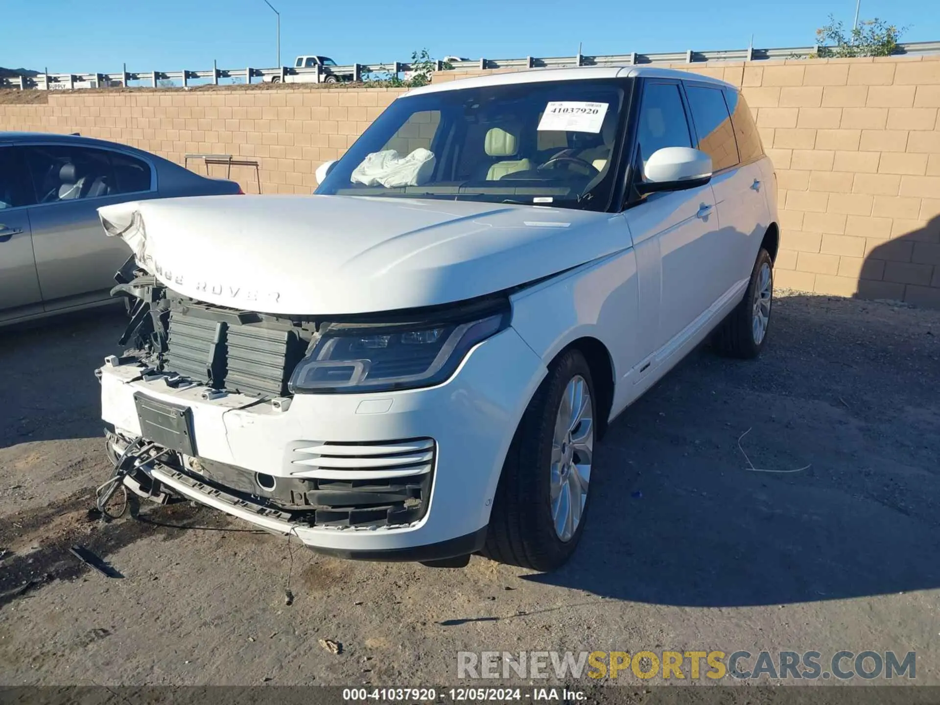 2 fotografías del automóvil dañado SALGS5SE5LA589410 LAND ROVER RANGE ROVER 2020