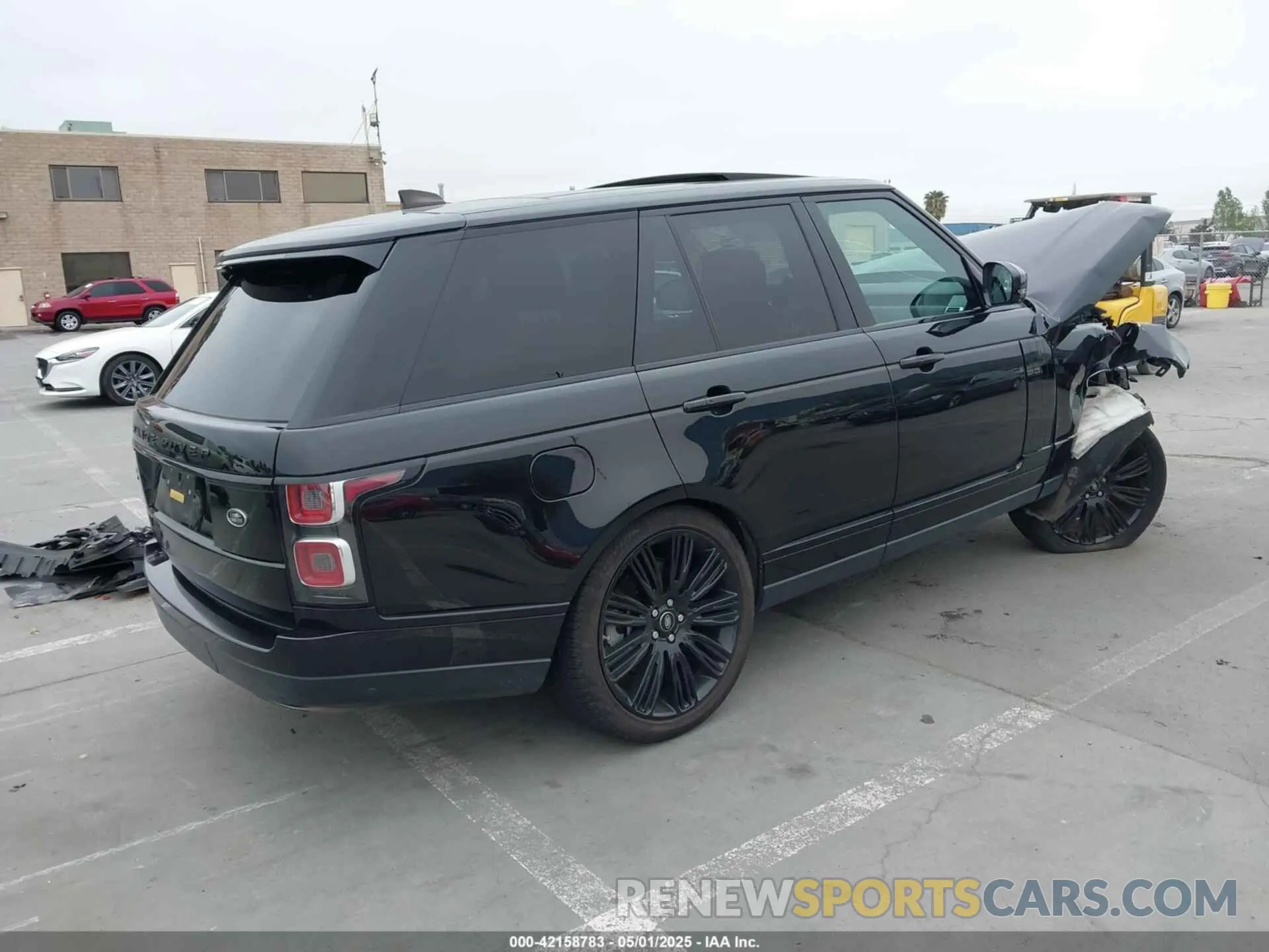 4 fotografías del automóvil dañado SALGS2RU4MA441990 LAND ROVER RANGE ROVER 2021