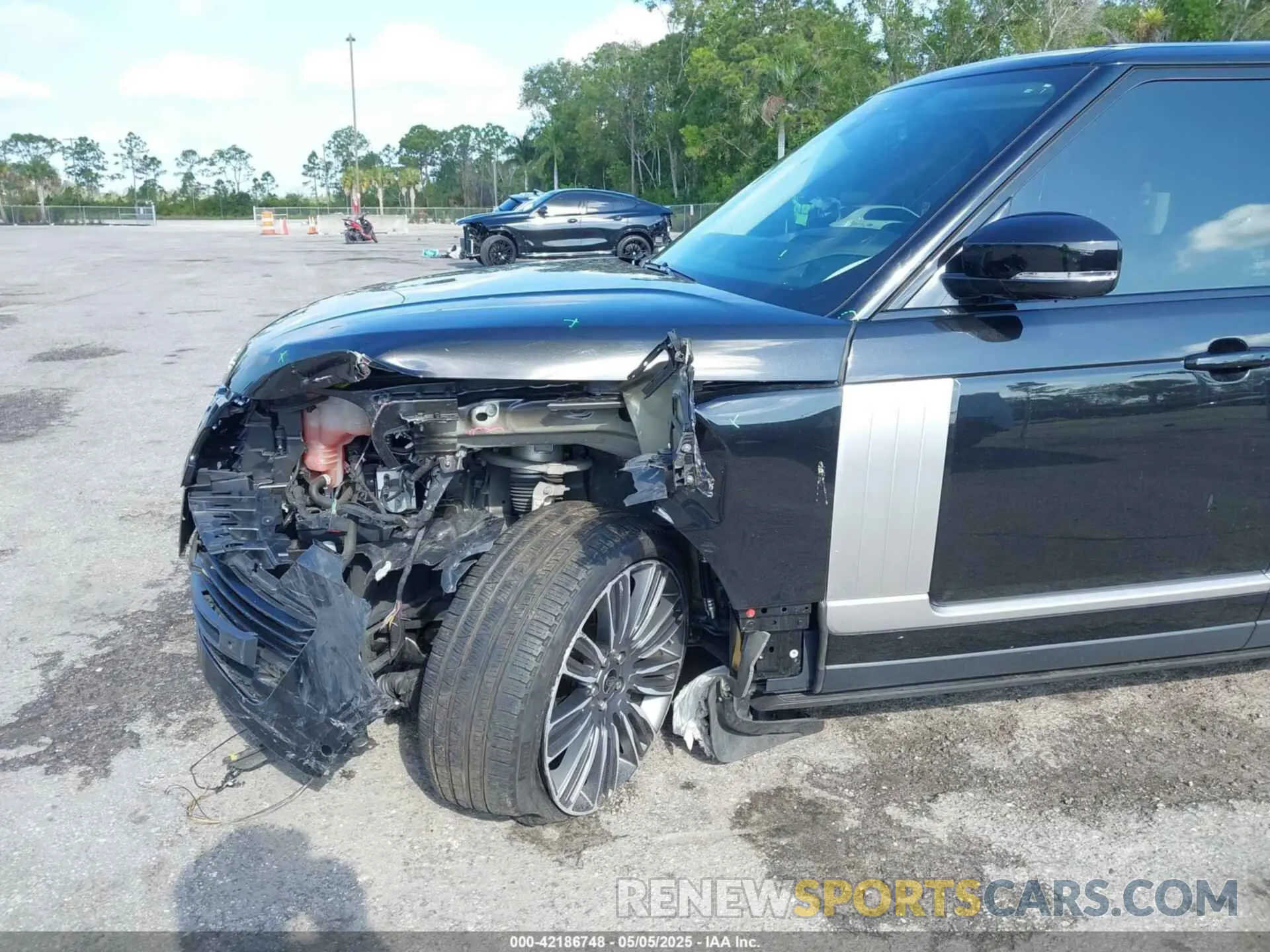 6 fotografías del automóvil dañado SALGS2SE0MA439172 LAND ROVER RANGE ROVER 2021
