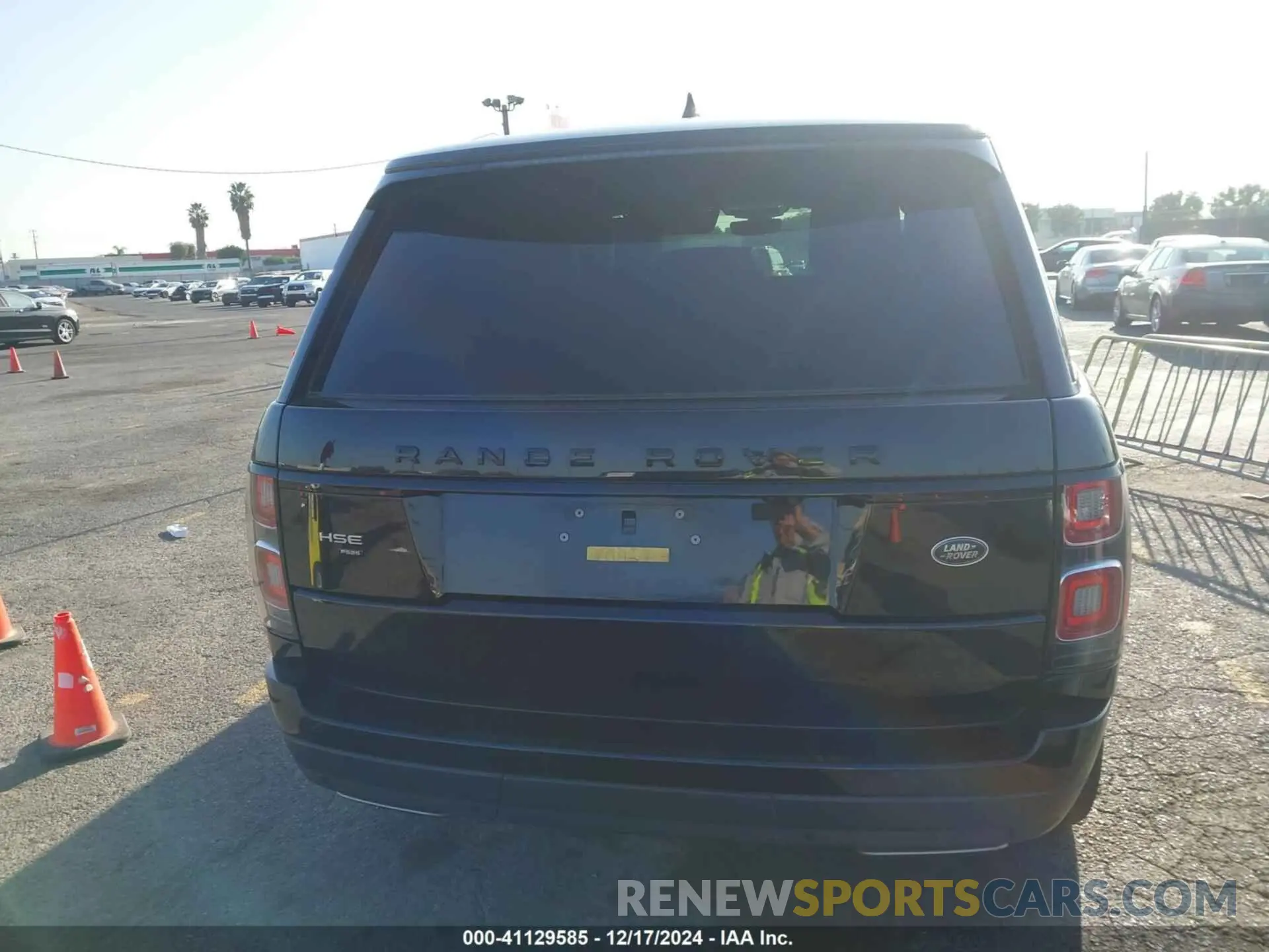 16 fotografías del automóvil dañado SALGS2SE7MA441825 LAND ROVER RANGE ROVER 2021
