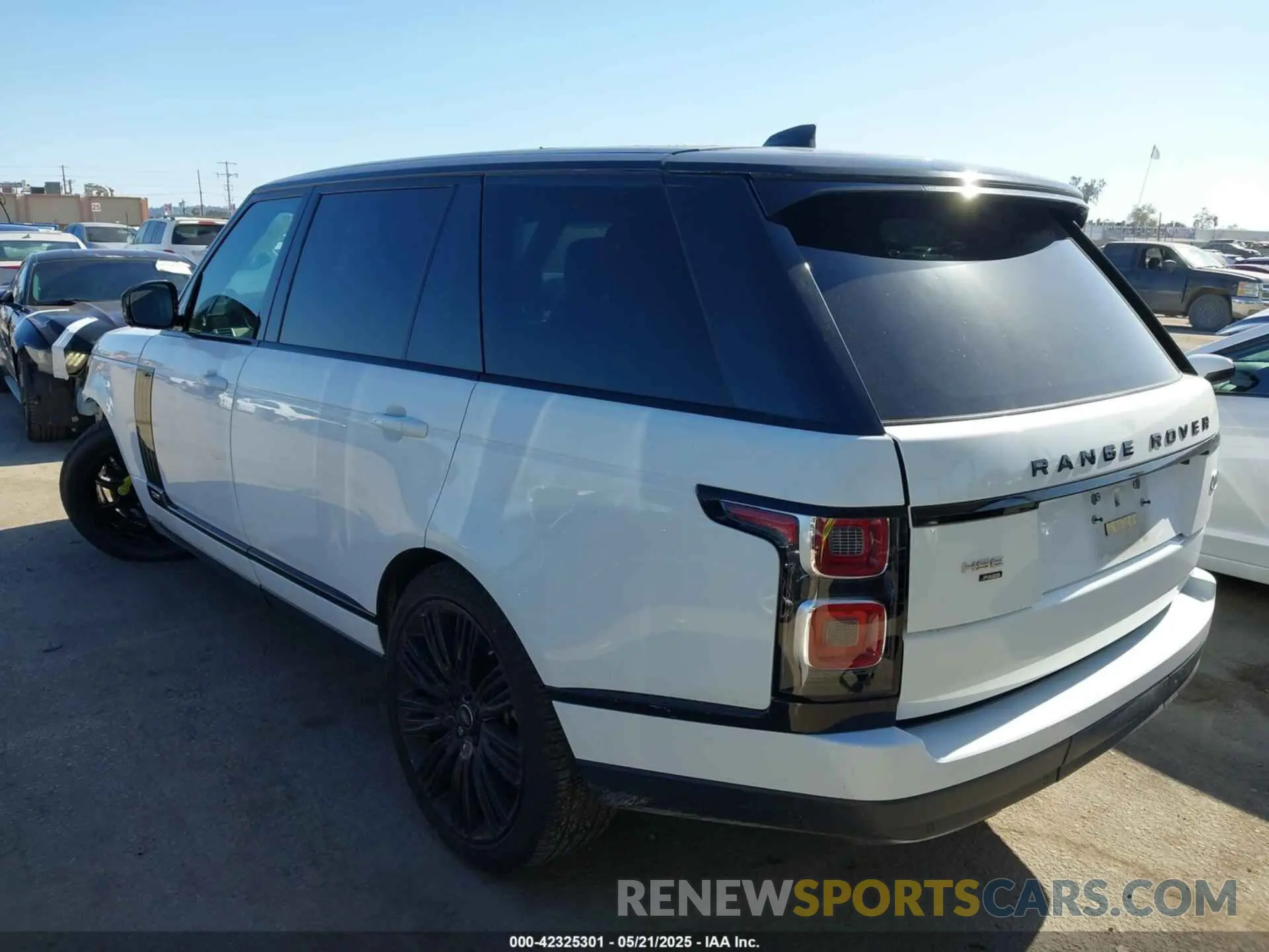 3 fotografías del automóvil dañado SALGS5SE7MA431958 LAND ROVER RANGE ROVER 2021
