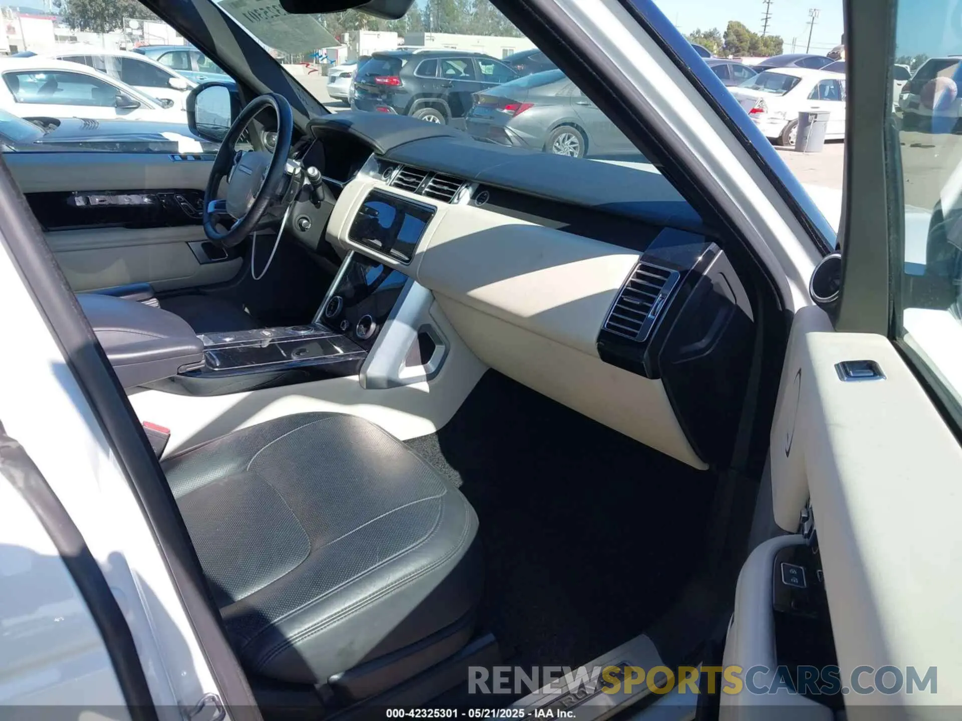 5 fotografías del automóvil dañado SALGS5SE7MA431958 LAND ROVER RANGE ROVER 2021