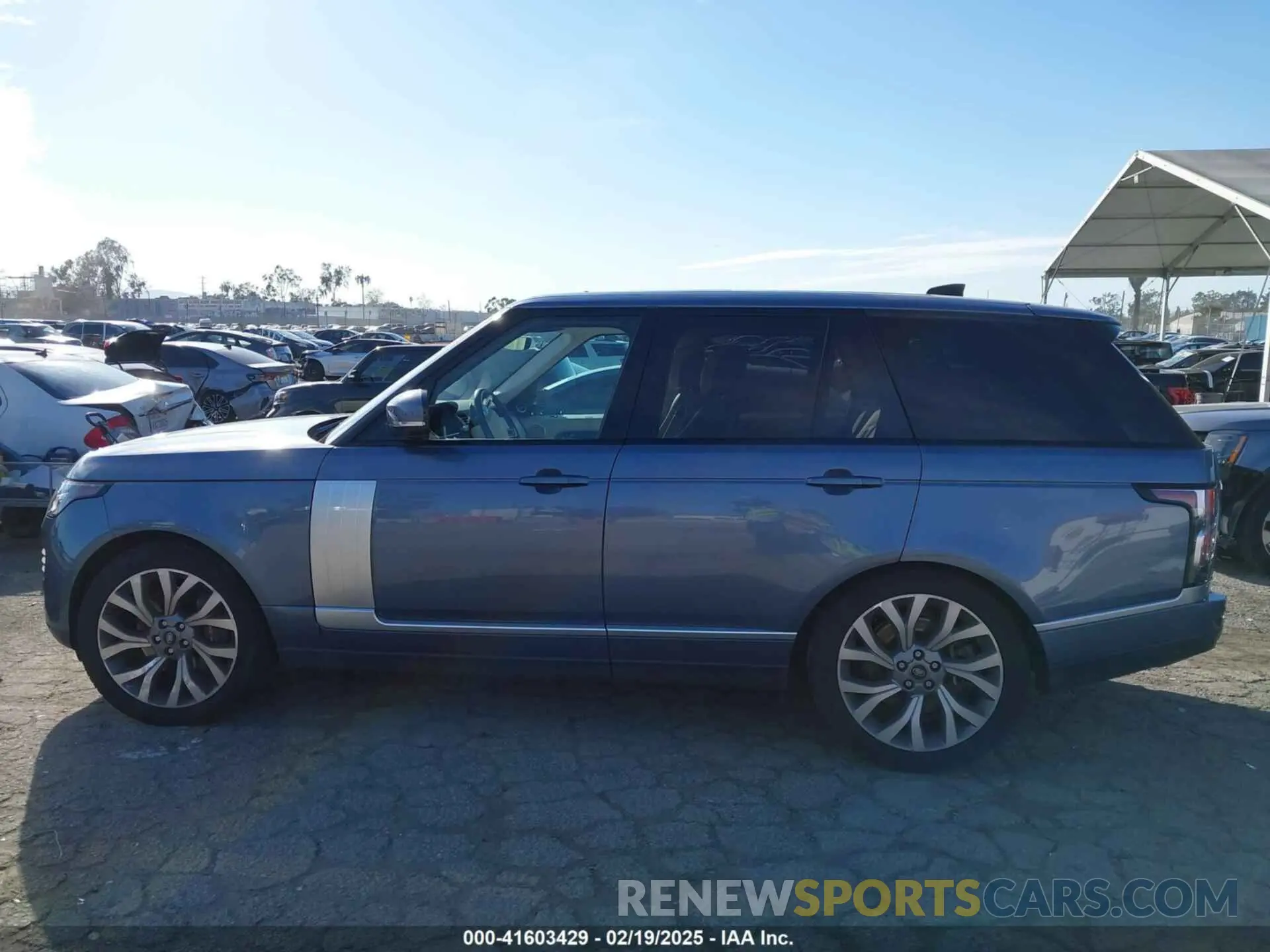 15 fotografías del automóvil dañado SALGS2RU2NA460782 LAND ROVER RANGE ROVER 2022