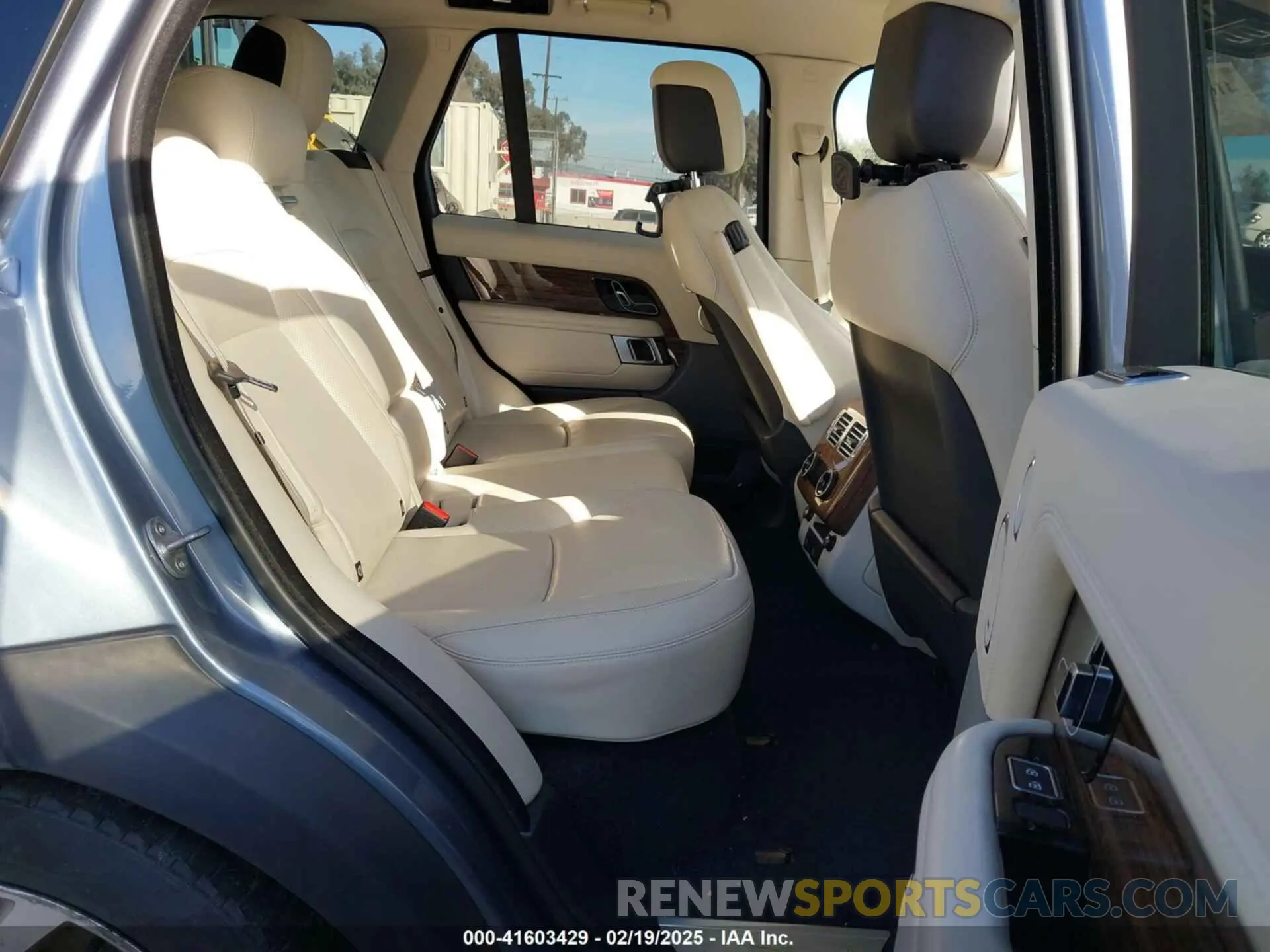 8 fotografías del automóvil dañado SALGS2RU2NA460782 LAND ROVER RANGE ROVER 2022