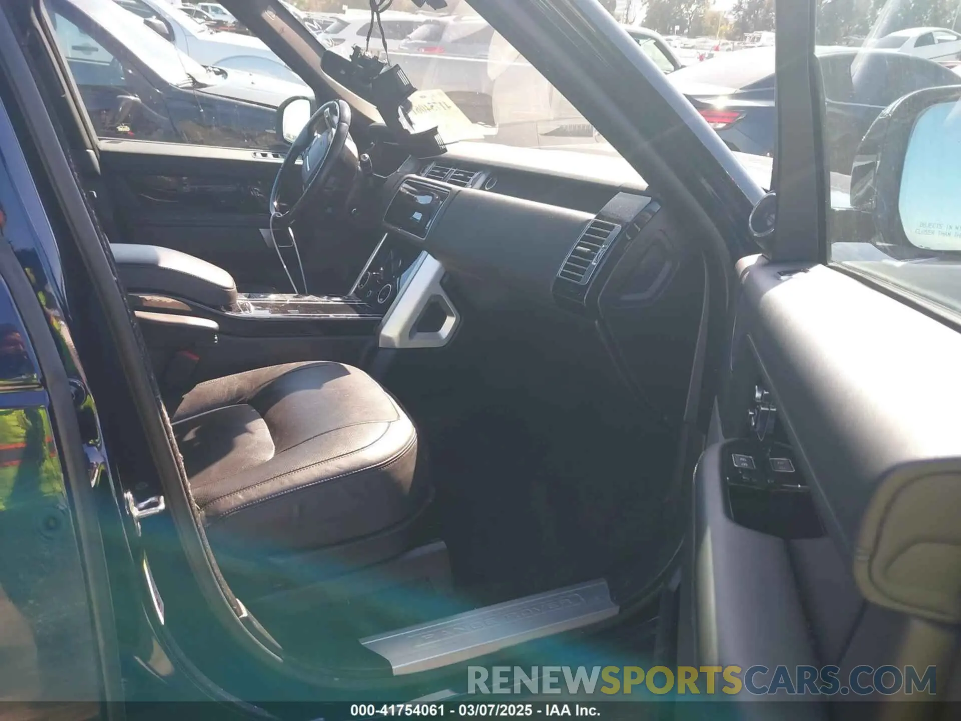 5 fotografías del automóvil dañado SALGS2RU8NA465517 LAND ROVER RANGE ROVER 2022