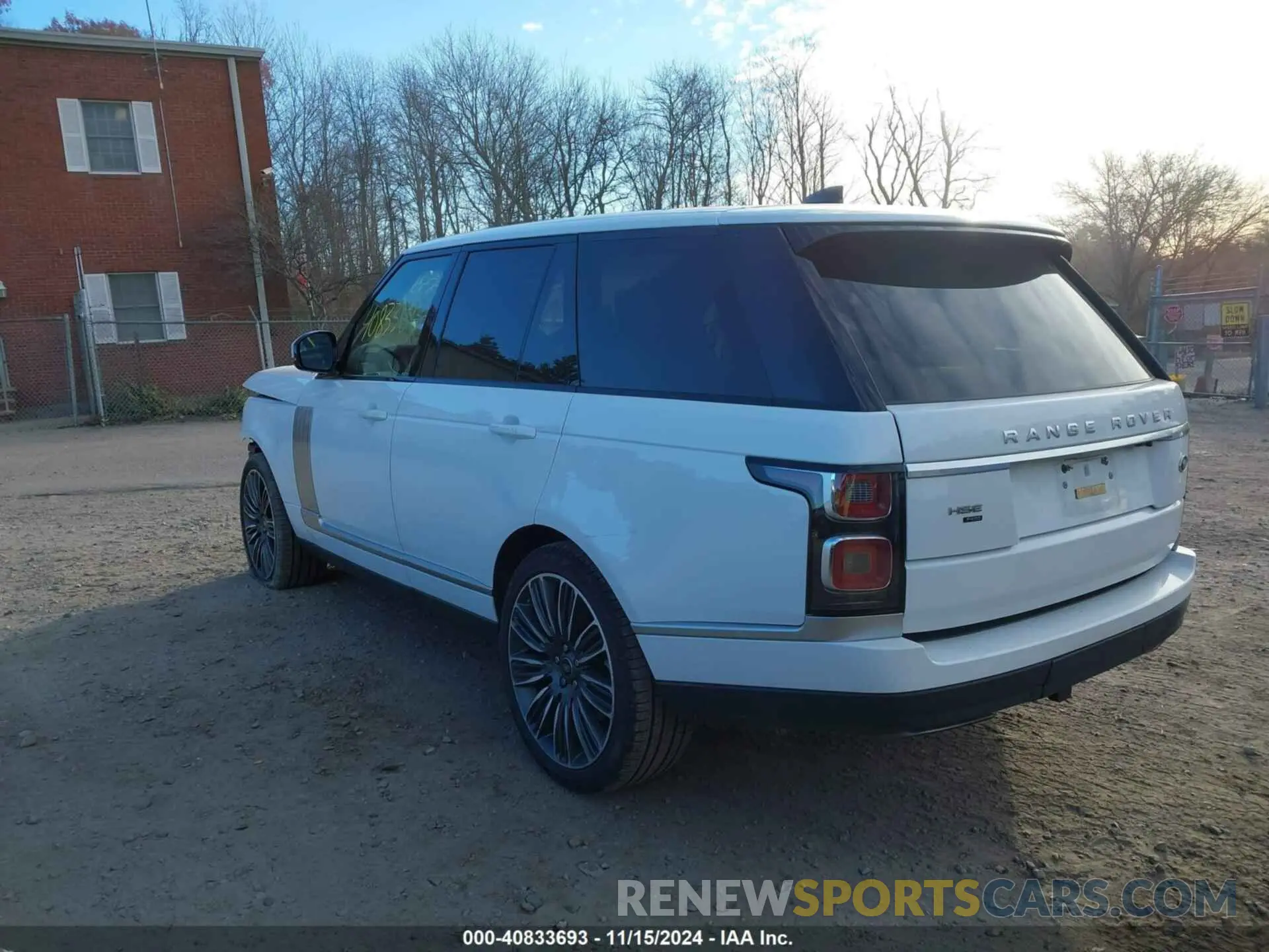 3 fotografías del automóvil dañado SALGS2RU9NA464652 LAND ROVER RANGE ROVER 2022