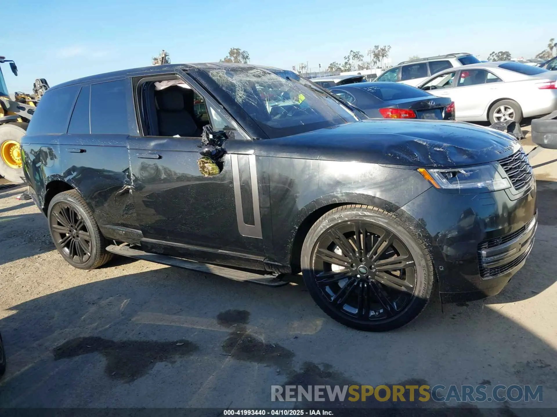 14 fotografías del automóvil dañado SALKP9E72PA022318 LAND ROVER RANGE ROVER 2023