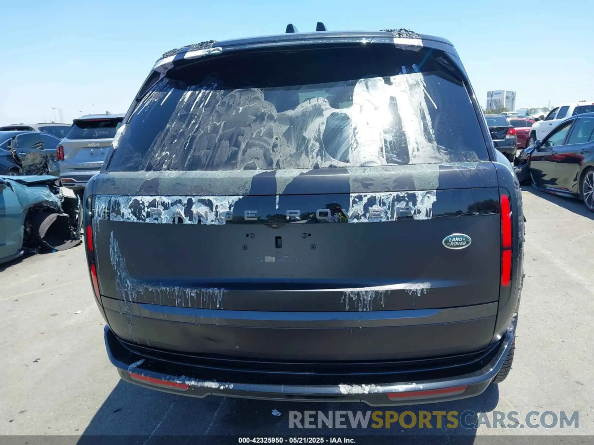 16 fotografías del automóvil dañado SALKPBE7XPA021523 LAND ROVER RANGE ROVER 2023