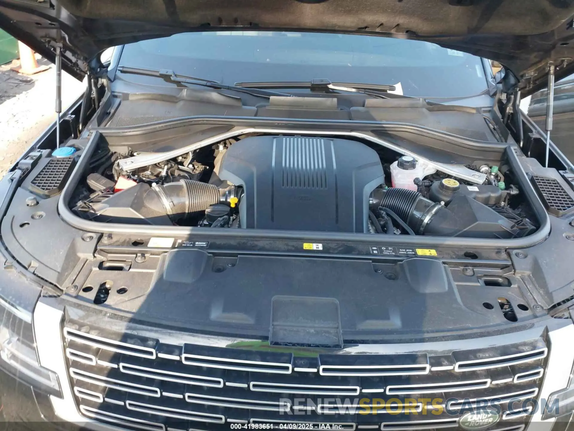 10 fotografías del automóvil dañado SALK19E95RA219800 LAND ROVER RANGE ROVER 2024