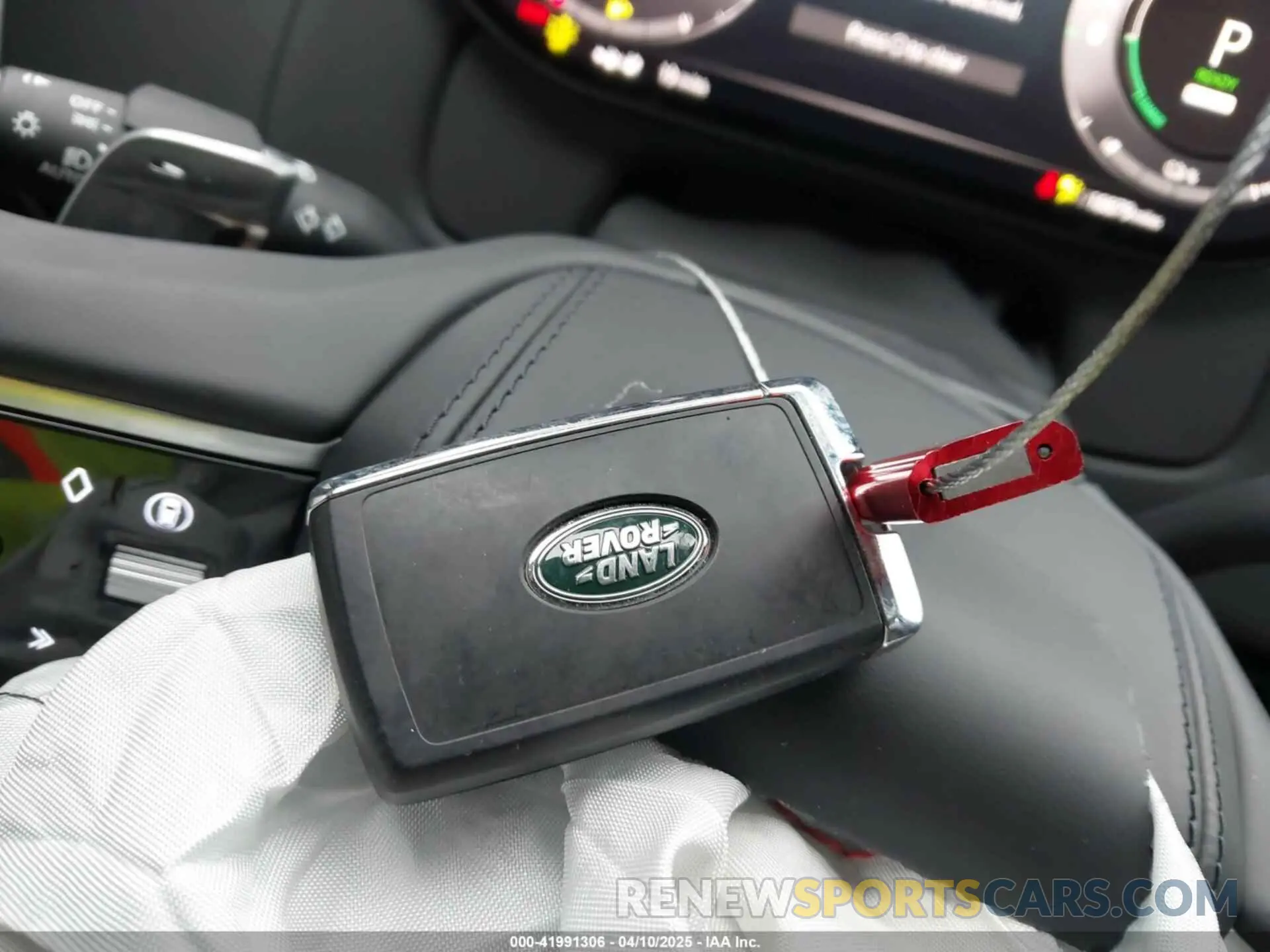 11 fotografías del automóvil dañado SALK19F47RA097072 LAND ROVER RANGE ROVER 2024