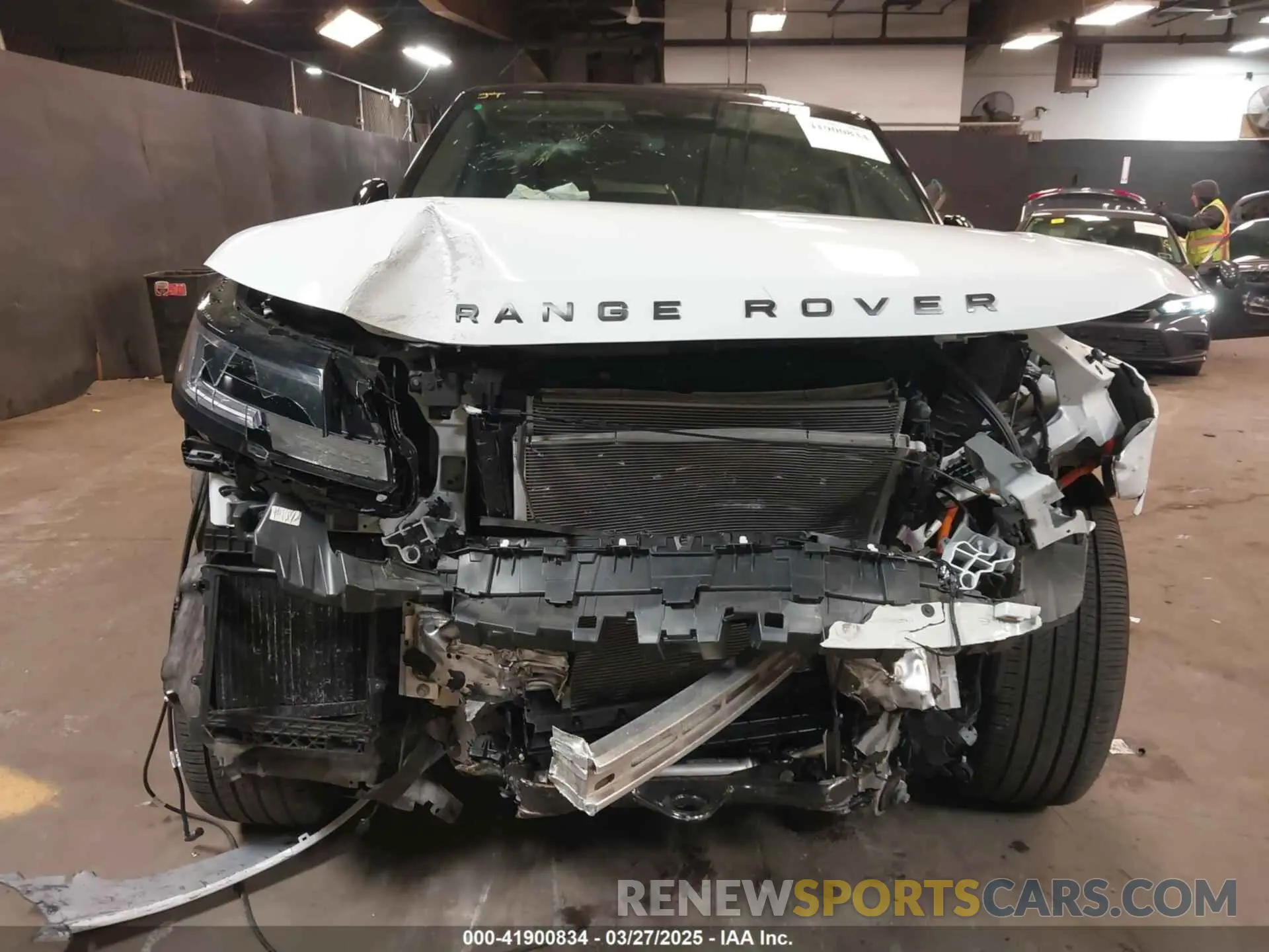 12 fotografías del automóvil dañado SALK1BE94RA089645 LAND ROVER RANGE ROVER 2024