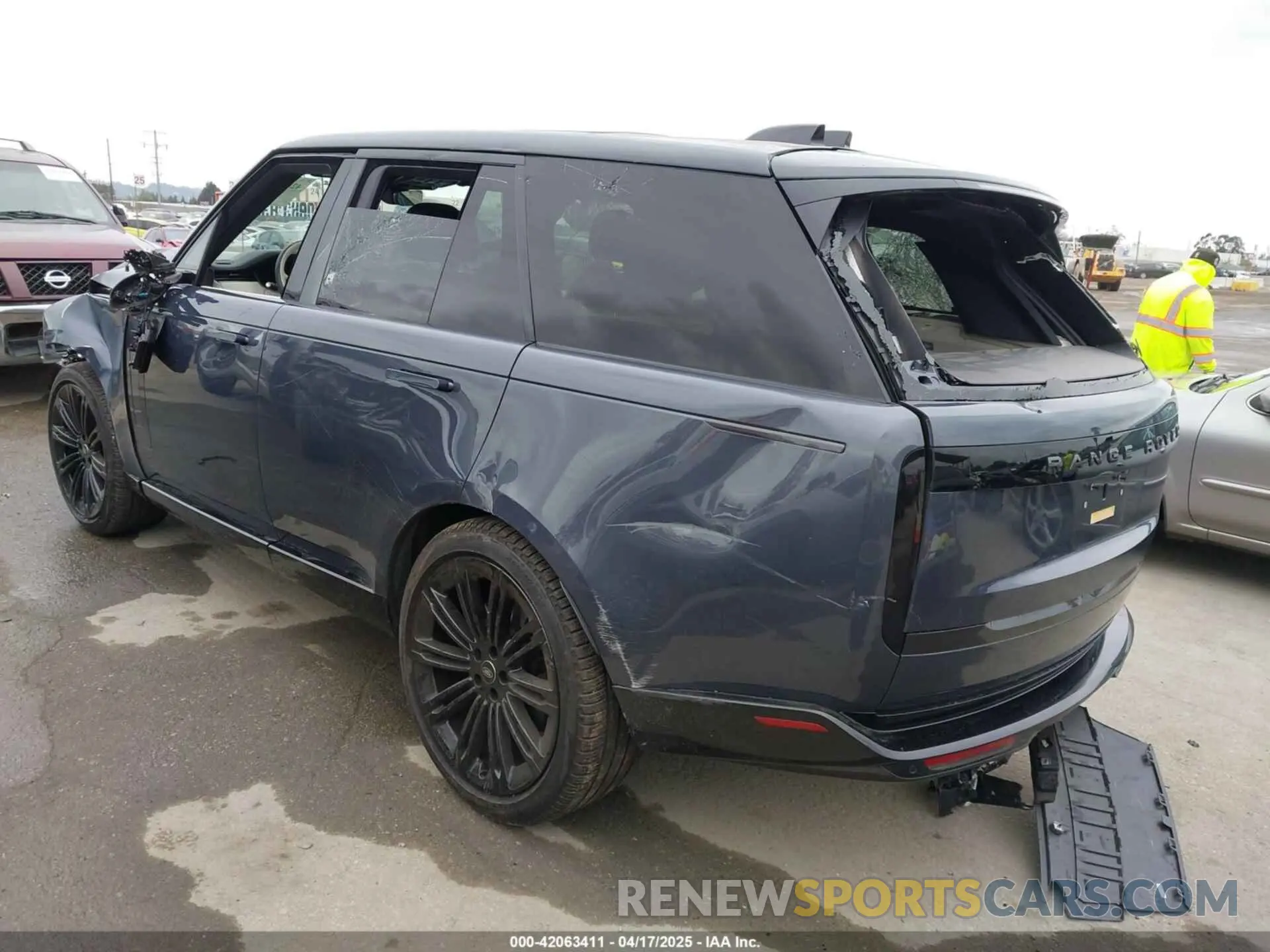 3 fotografías del automóvil dañado SALKP9E96RA240556 LAND ROVER RANGE ROVER 2024
