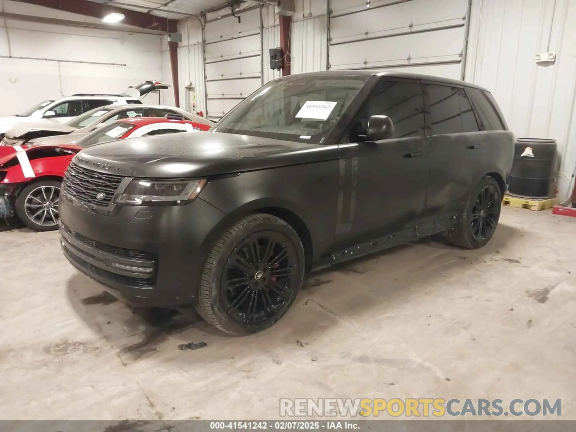 2 fotografías del automóvil dañado SALKP9FU0RA247585 LAND ROVER RANGE ROVER 2024