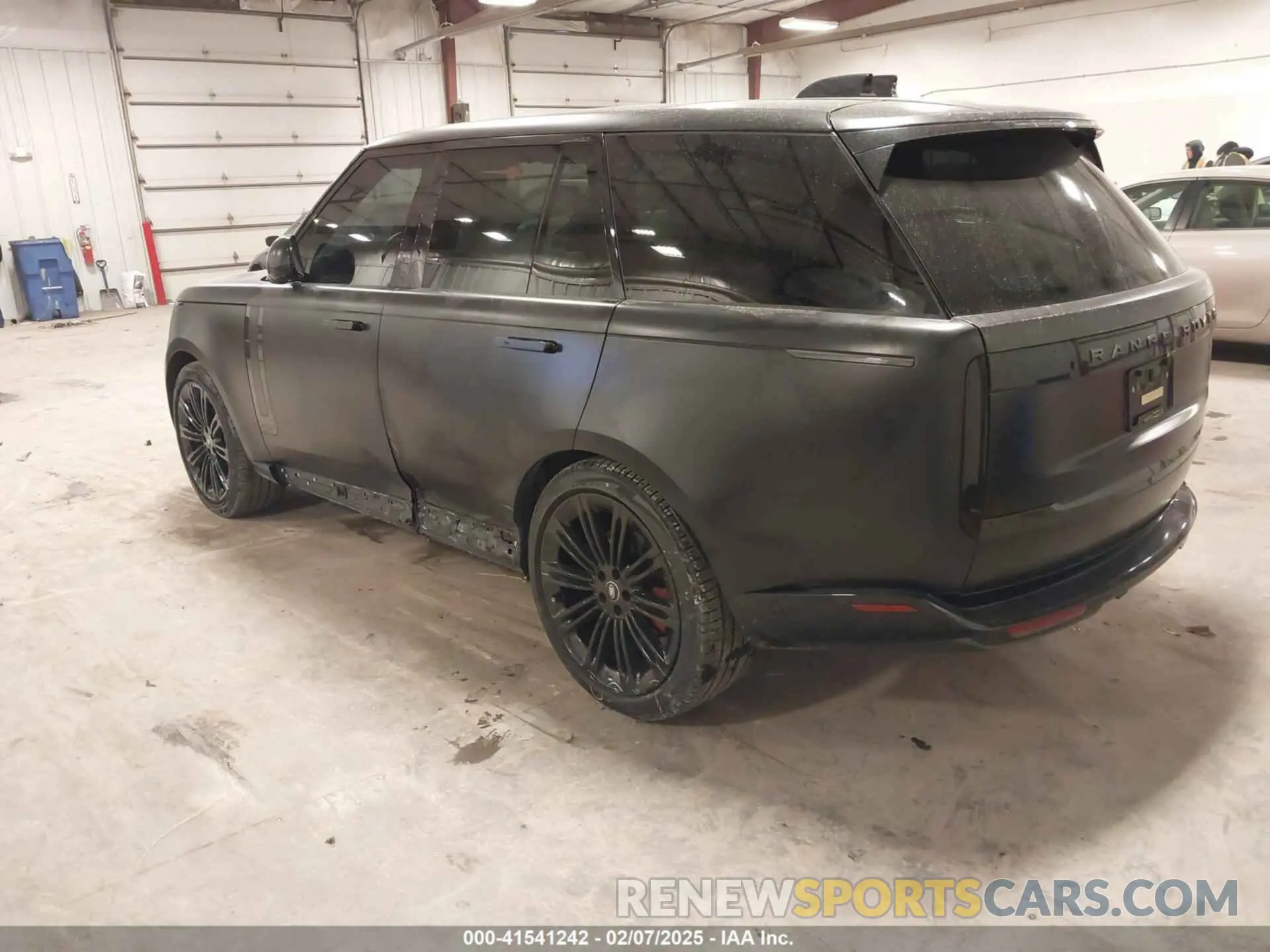 3 fotografías del automóvil dañado SALKP9FU0RA247585 LAND ROVER RANGE ROVER 2024