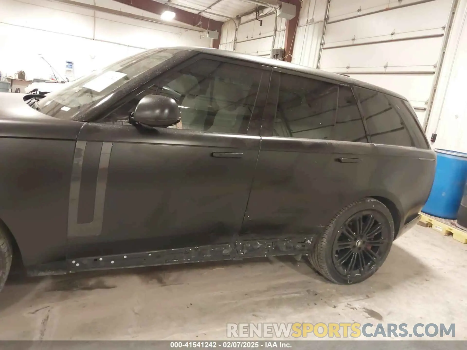 6 fotografías del automóvil dañado SALKP9FU0RA247585 LAND ROVER RANGE ROVER 2024