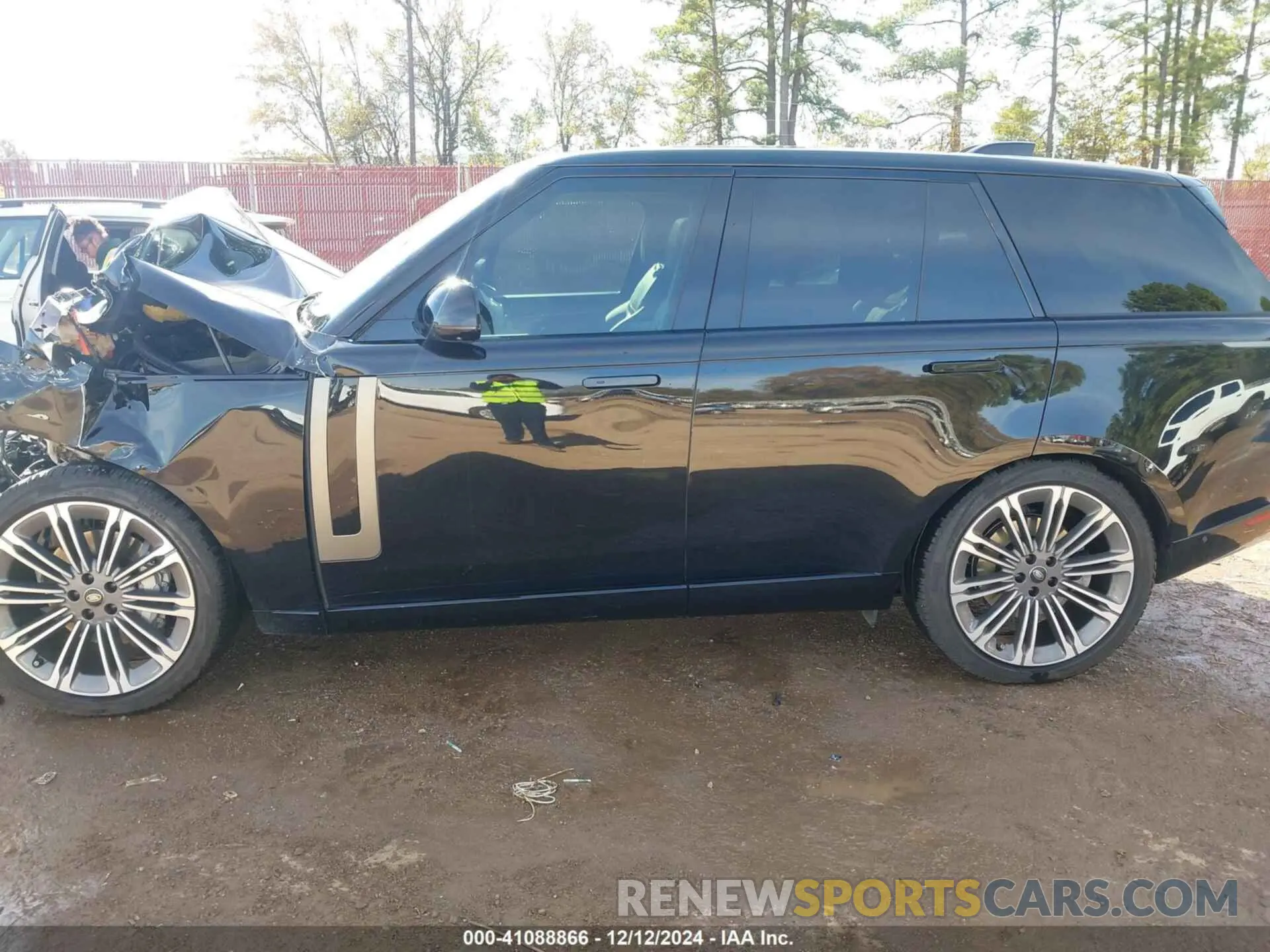 15 fotografías del automóvil dañado SALKP9FU3RA231722 LAND ROVER RANGE ROVER 2024