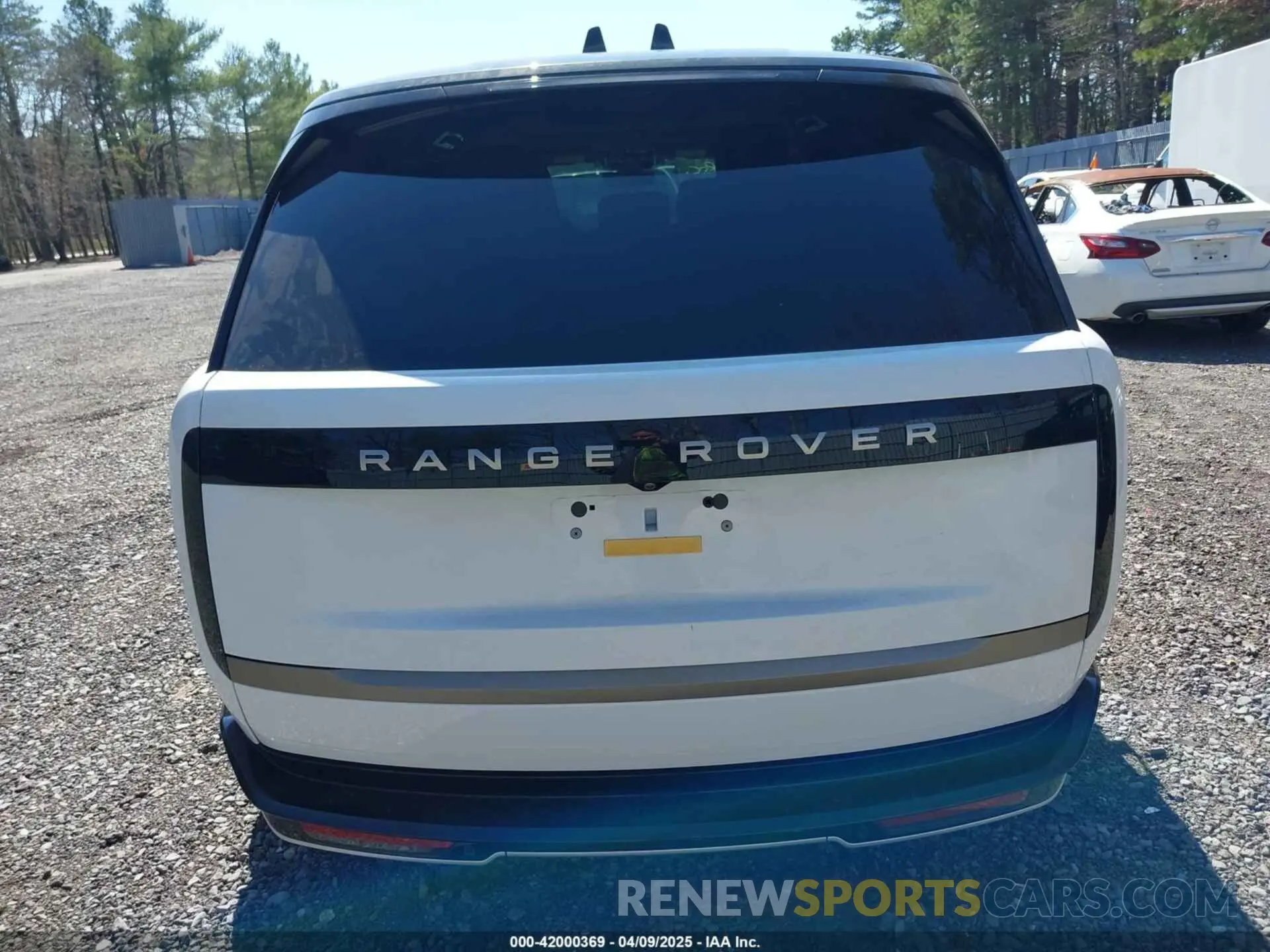 15 fotografías del automóvil dañado SALKPBFU2RA240418 LAND ROVER RANGE ROVER 2024