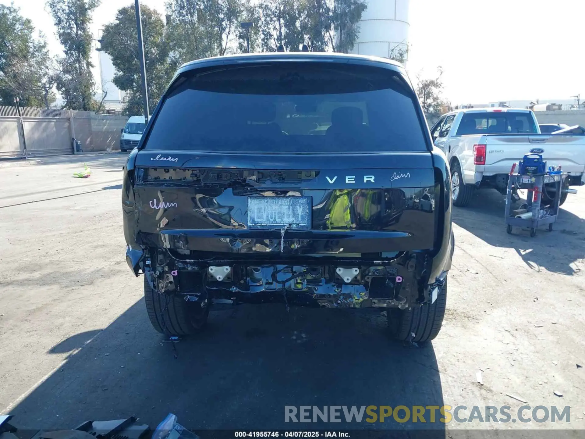 17 fotografías del automóvil dañado SALK1BE95SA277242 LAND ROVER RANGE ROVER 2025
