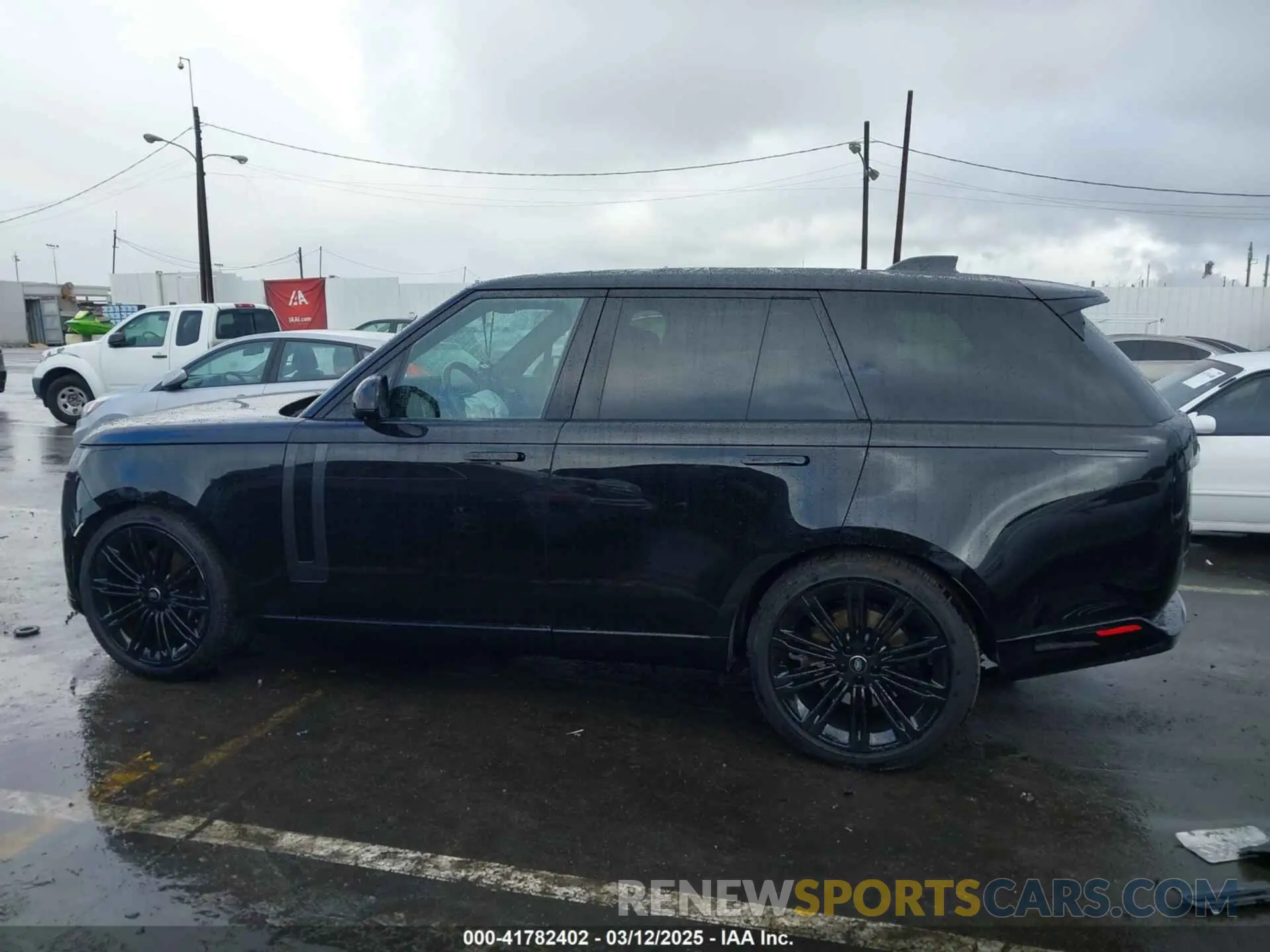 14 fotografías del automóvil dañado SALKP9E90SA258525 LAND ROVER RANGE ROVER 2025