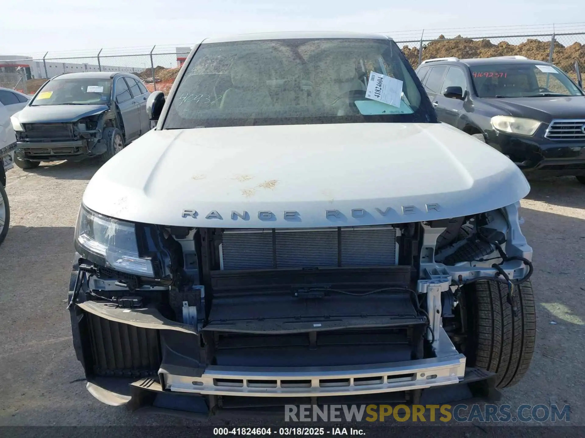 12 fotografías del automóvil dañado SALKP9E92SA276184 LAND ROVER RANGE ROVER 2025