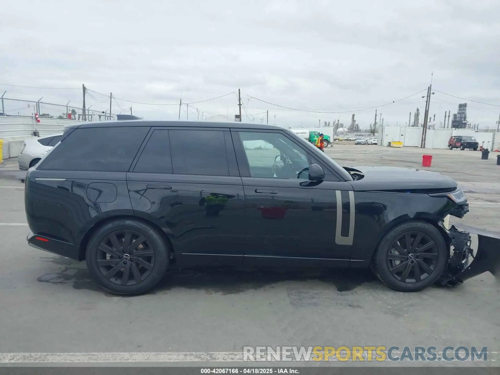 13 fotografías del automóvil dañado SALKP9FU1SA280360 LAND ROVER RANGE ROVER 2025