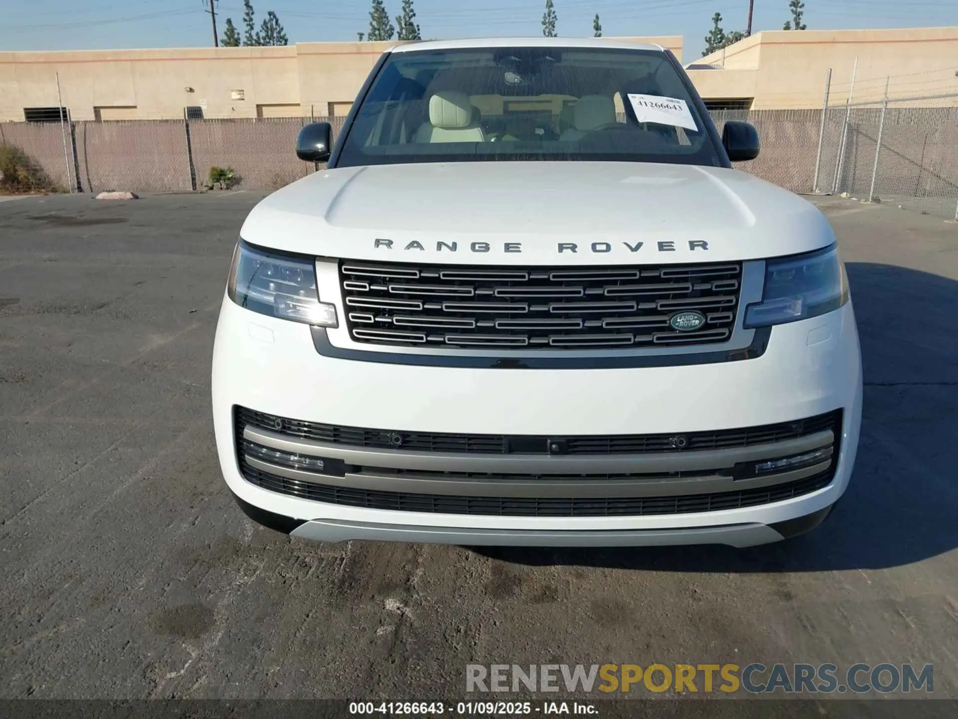 12 fotografías del automóvil dañado SALKP9FU8SA282042 LAND ROVER RANGE ROVER 2025
