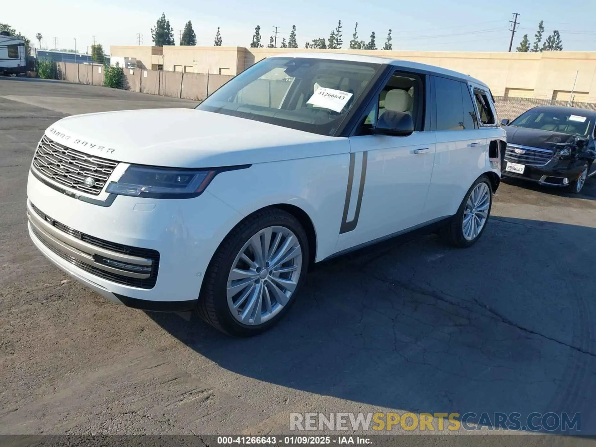 2 fotografías del automóvil dañado SALKP9FU8SA282042 LAND ROVER RANGE ROVER 2025