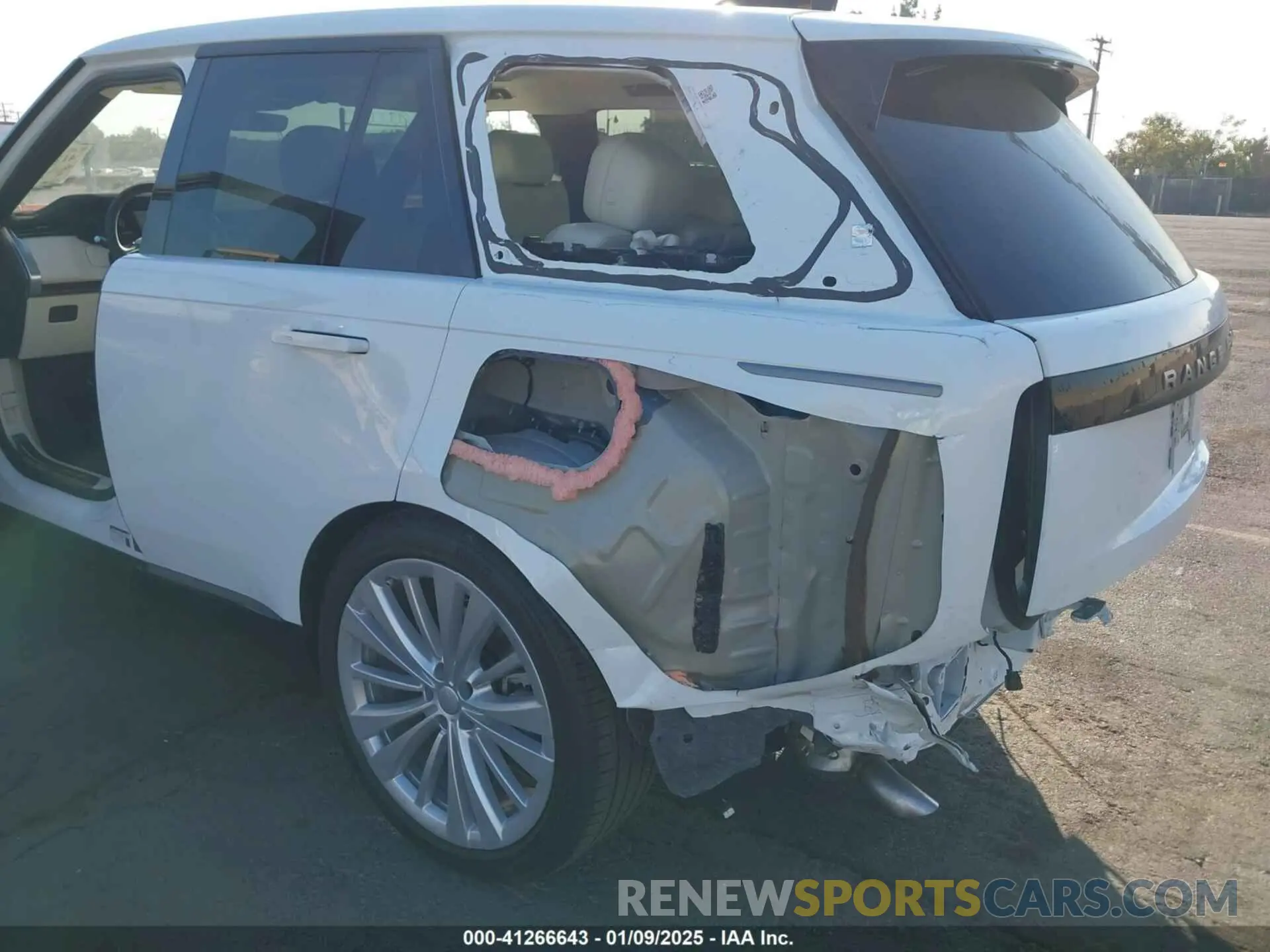 6 fotografías del automóvil dañado SALKP9FU8SA282042 LAND ROVER RANGE ROVER 2025