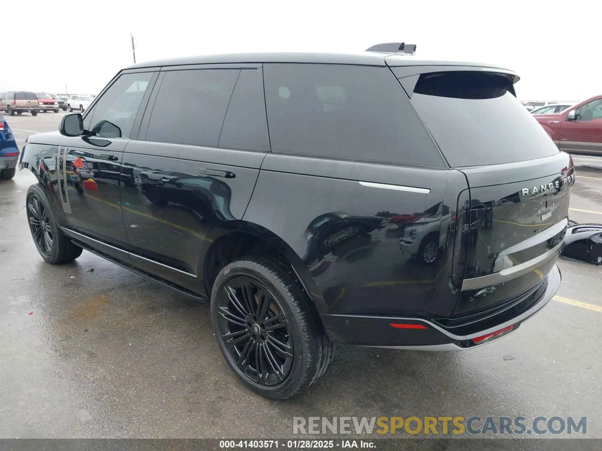 3 fotografías del automóvil dañado SALKPBFU5SA280904 LAND ROVER RANGE ROVER 2025