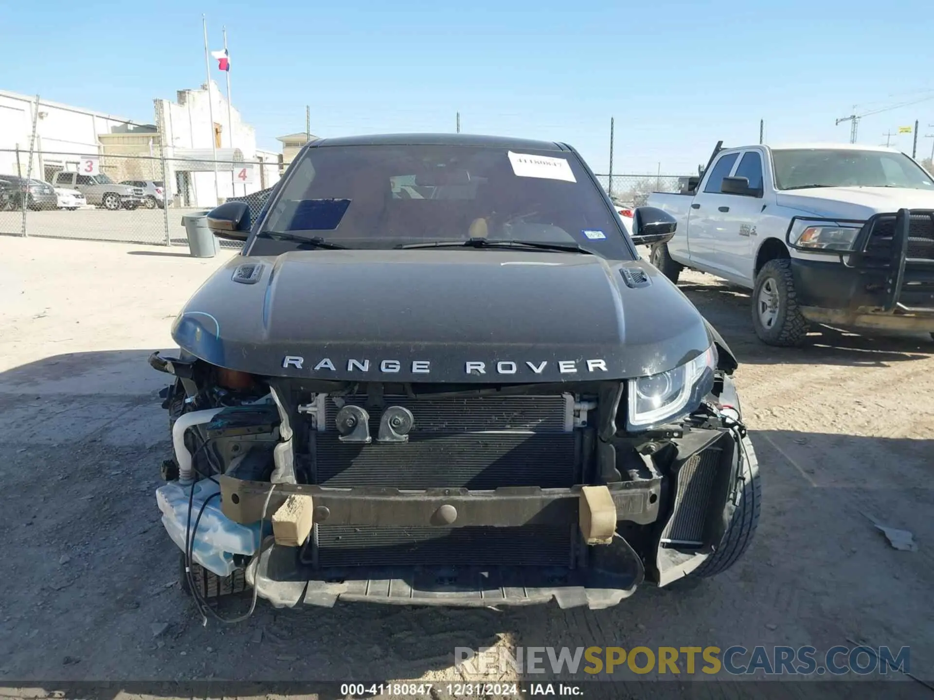 12 fotografías del automóvil dañado SALVD2SX2KH347343 LAND ROVER RANGE ROVER EVOQUE 2019