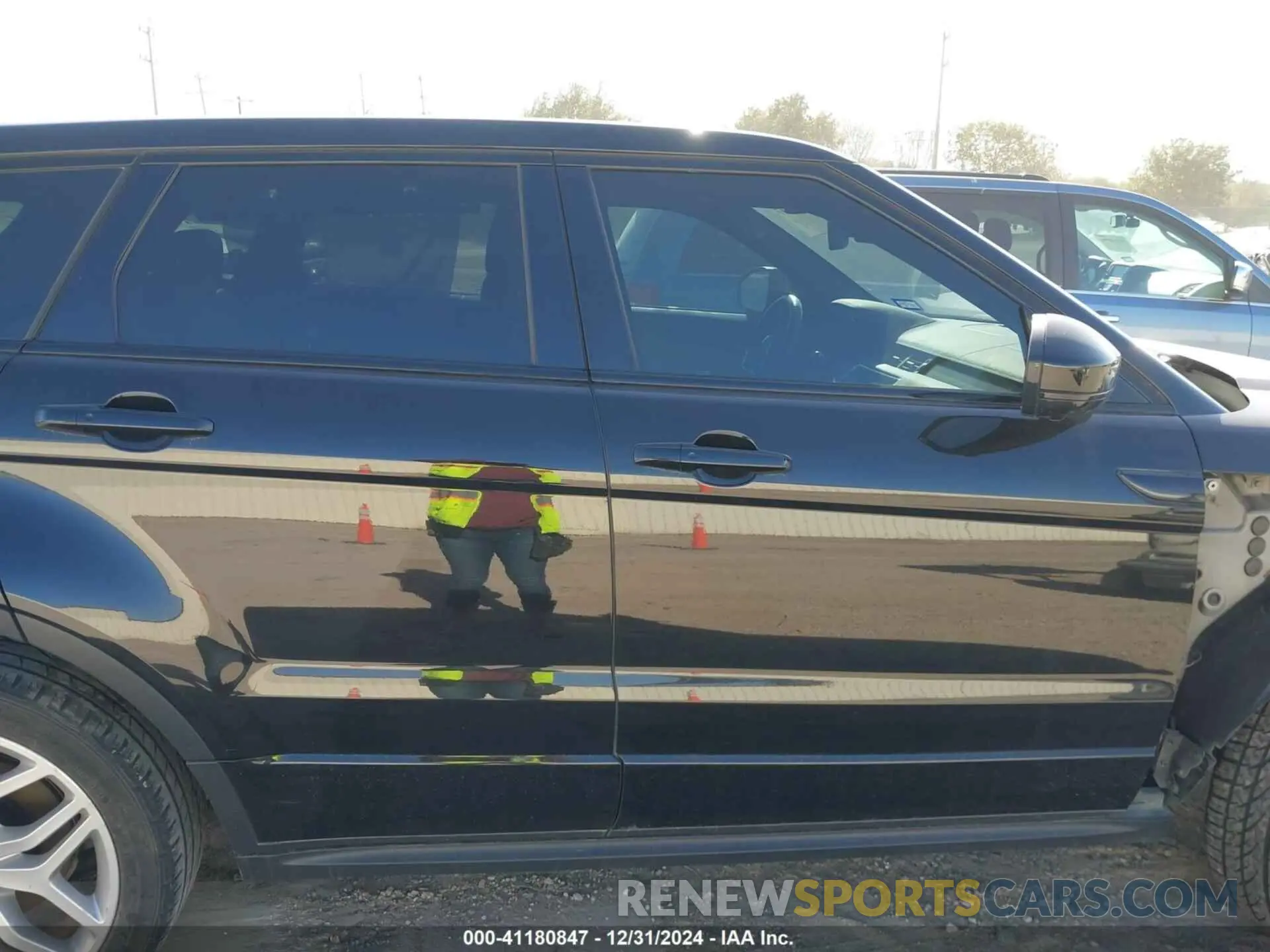 13 fotografías del automóvil dañado SALVD2SX2KH347343 LAND ROVER RANGE ROVER EVOQUE 2019