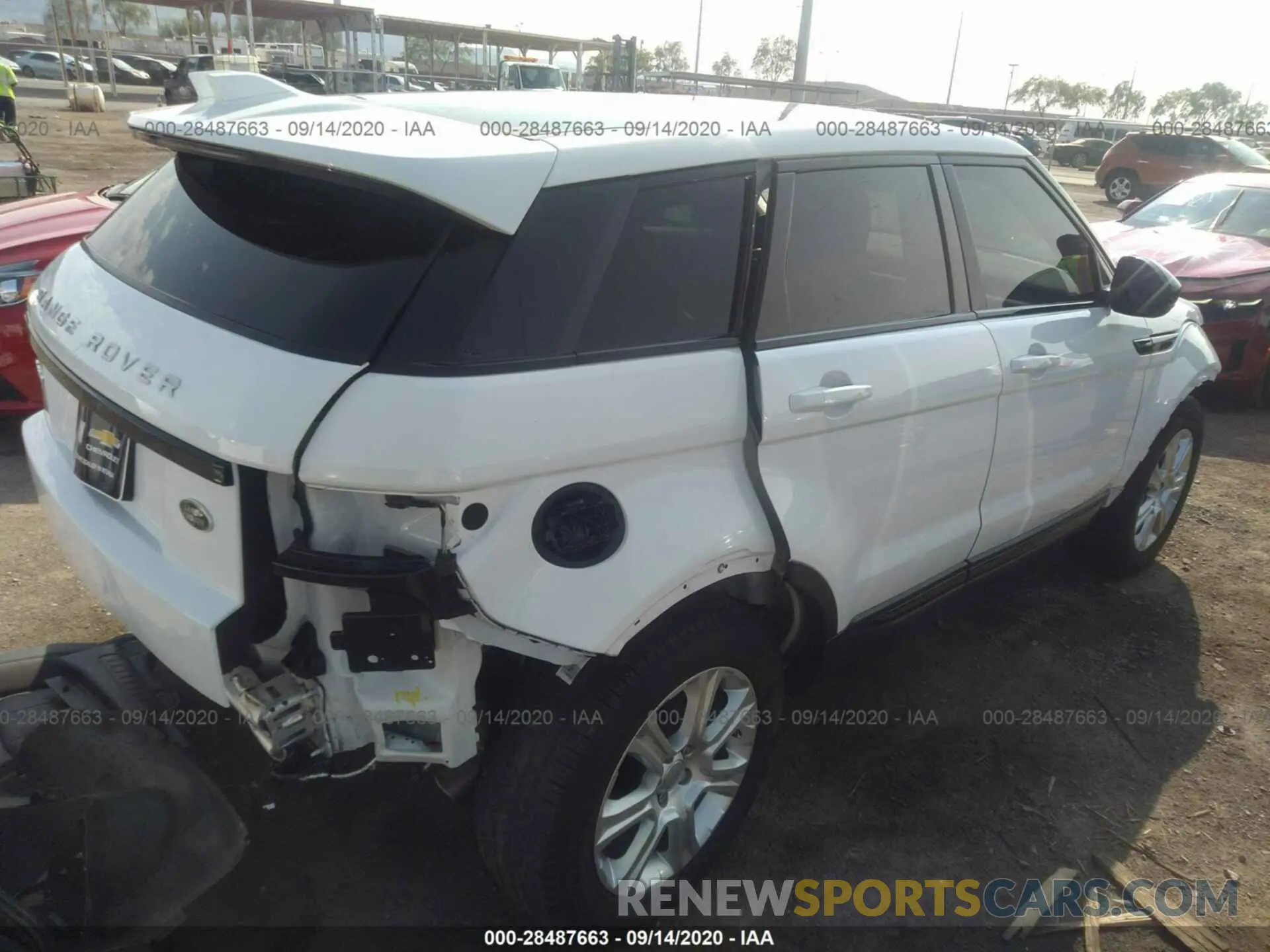 4 fotografías del automóvil dañado SALVP2RX0KH348424 LAND ROVER RANGE ROVER EVOQUE 2019