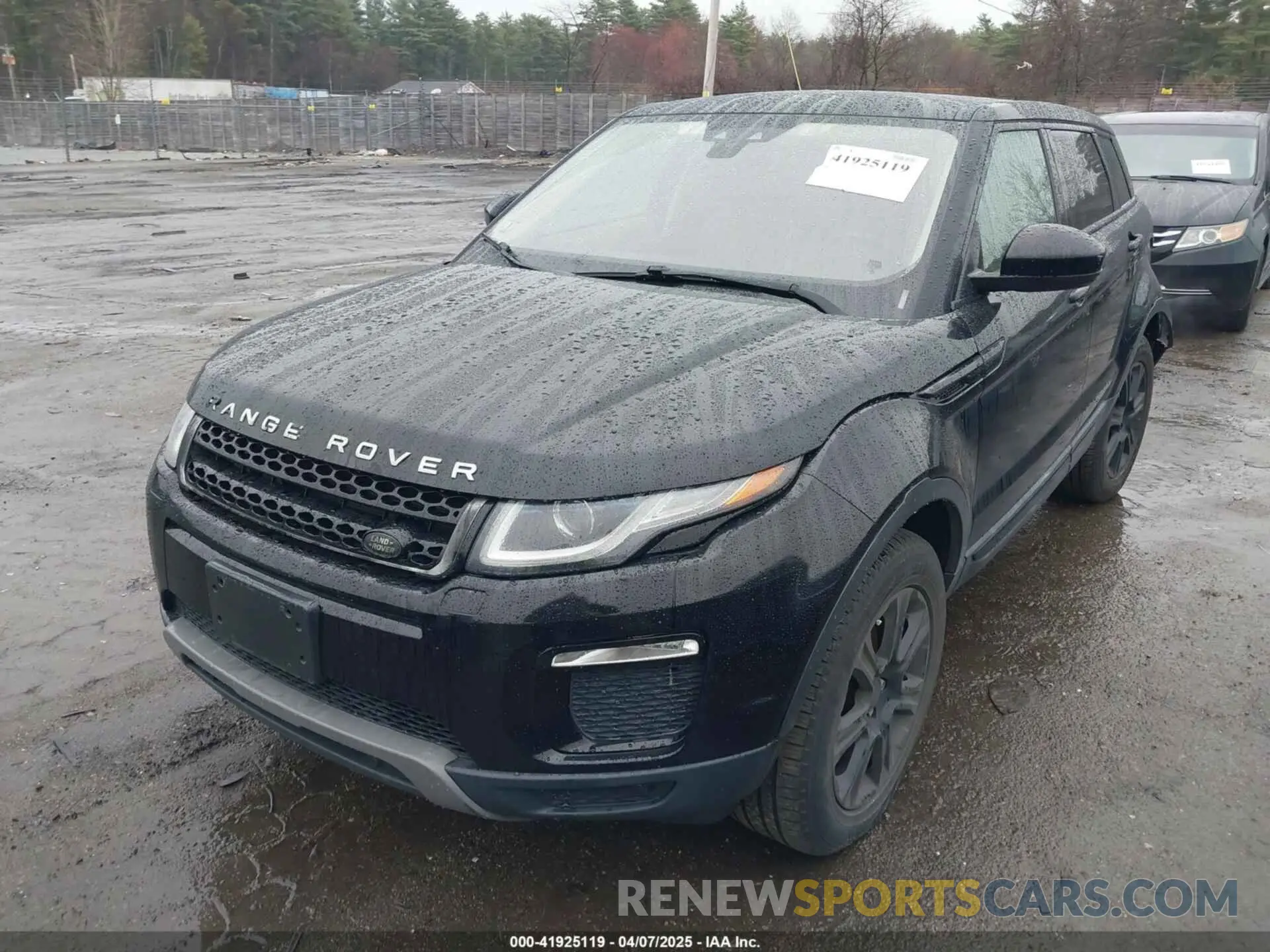 2 fotografías del automóvil dañado SALVP2RX1KH341188 LAND ROVER RANGE ROVER EVOQUE 2019