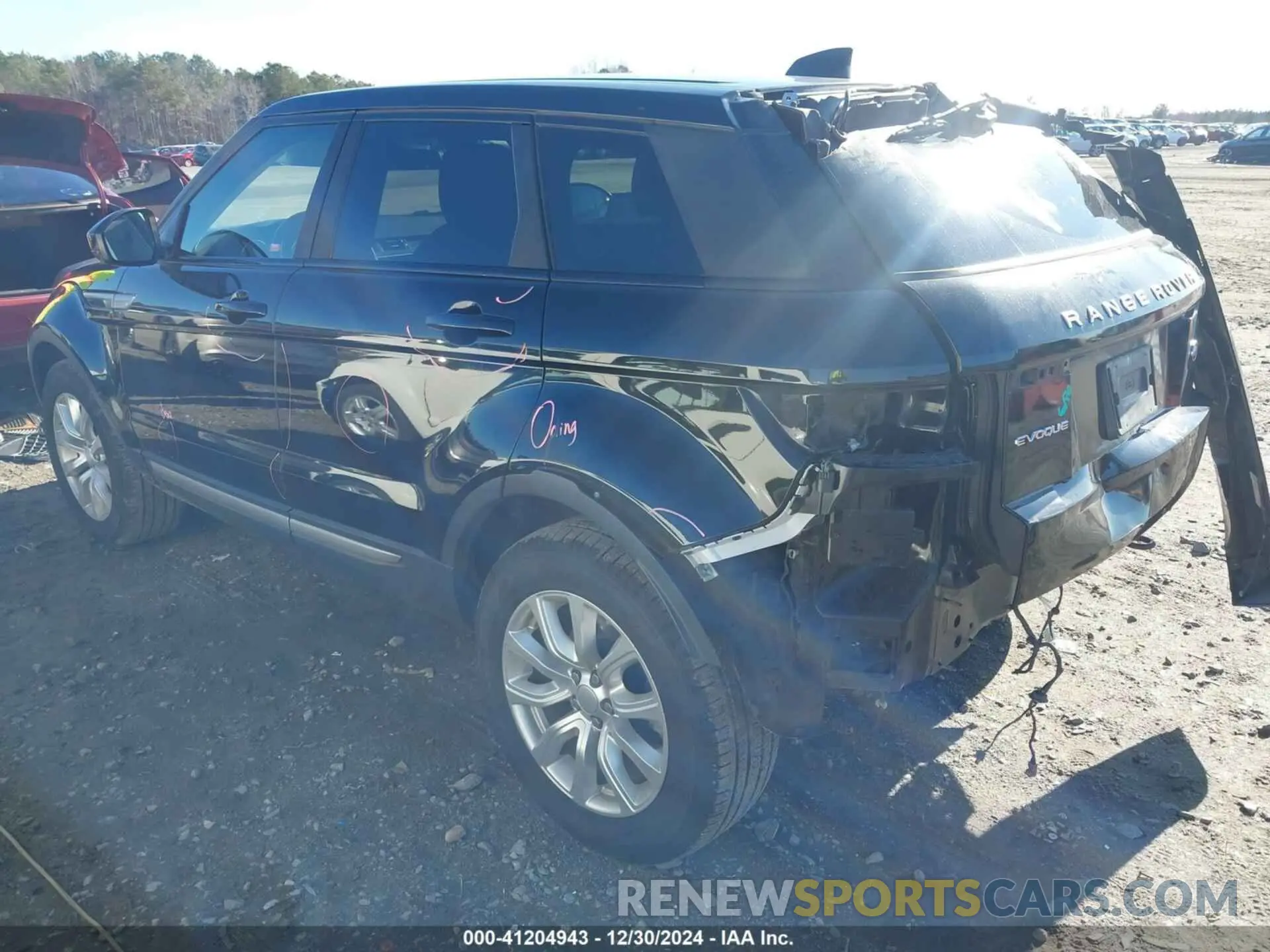 3 fotografías del automóvil dañado SALVP2RX2KH343659 LAND ROVER RANGE ROVER EVOQUE 2019