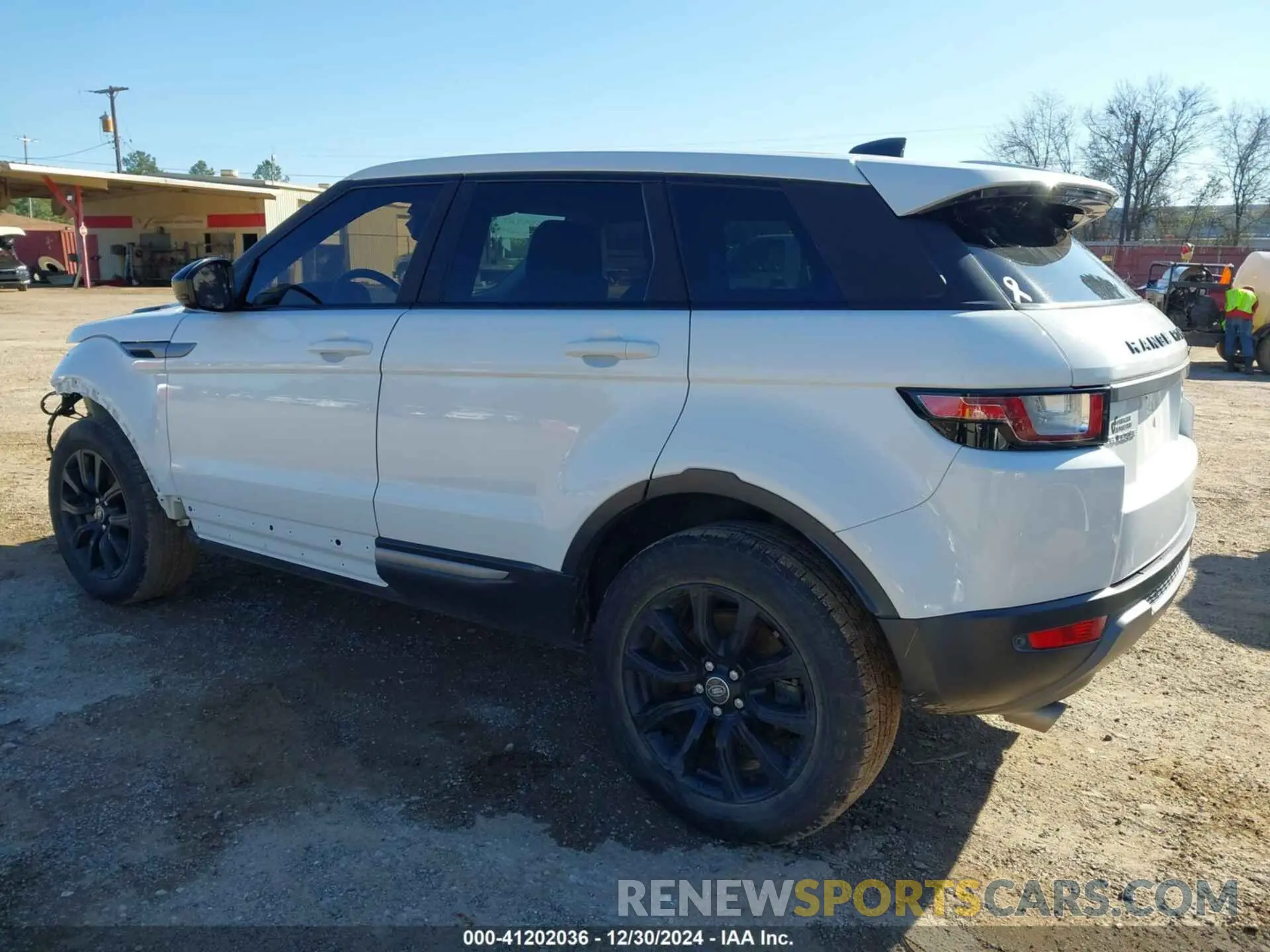 3 fotografías del automóvil dañado SALVP2RX2KH352197 LAND ROVER RANGE ROVER EVOQUE 2019