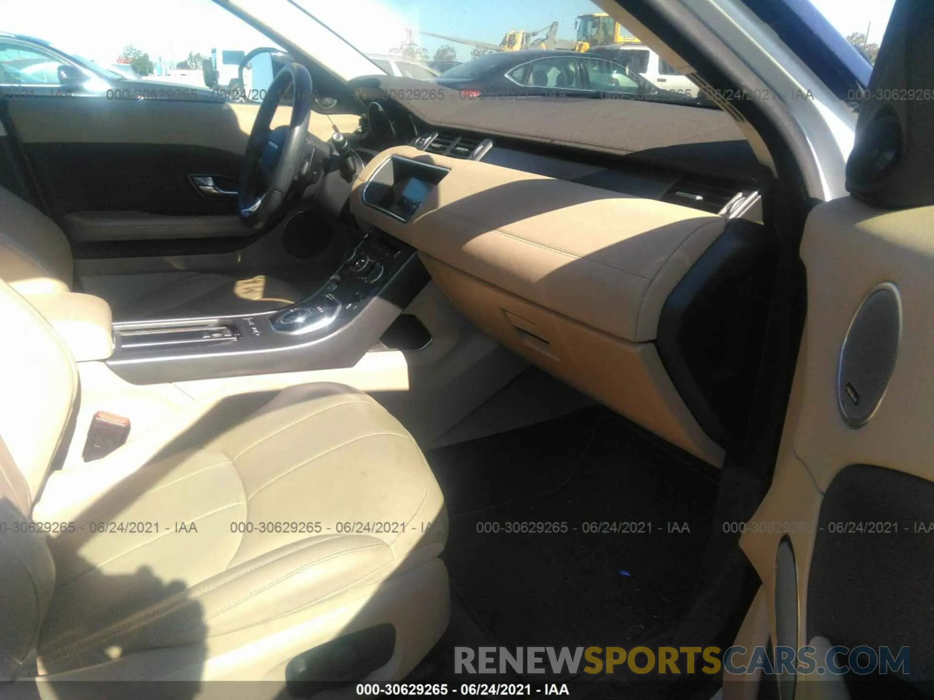 5 fotografías del automóvil dañado SALVP2RX3KH333366 LAND ROVER RANGE ROVER EVOQUE 2019