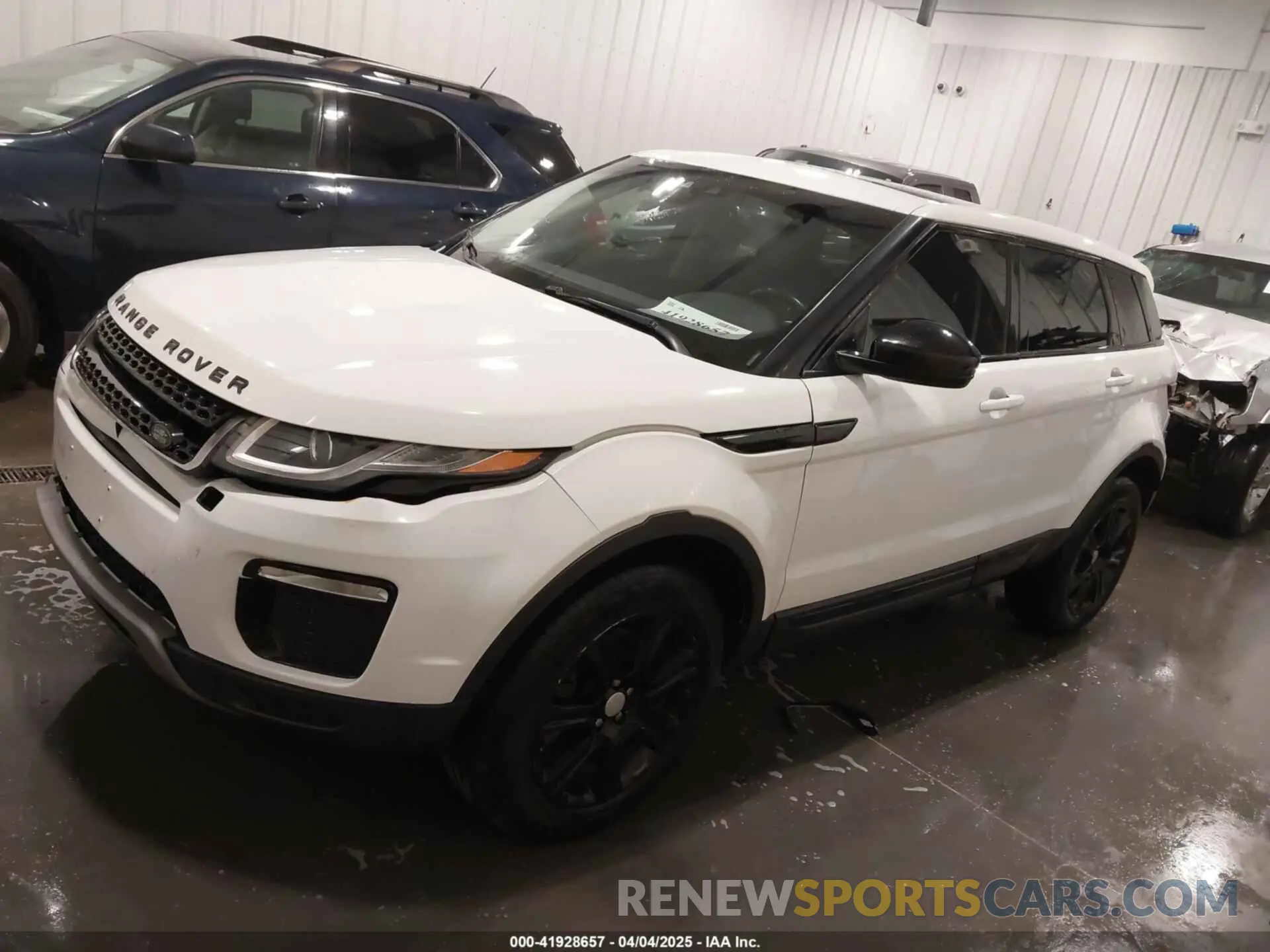 2 fotografías del automóvil dañado SALVP2RX3KH347171 LAND ROVER RANGE ROVER EVOQUE 2019