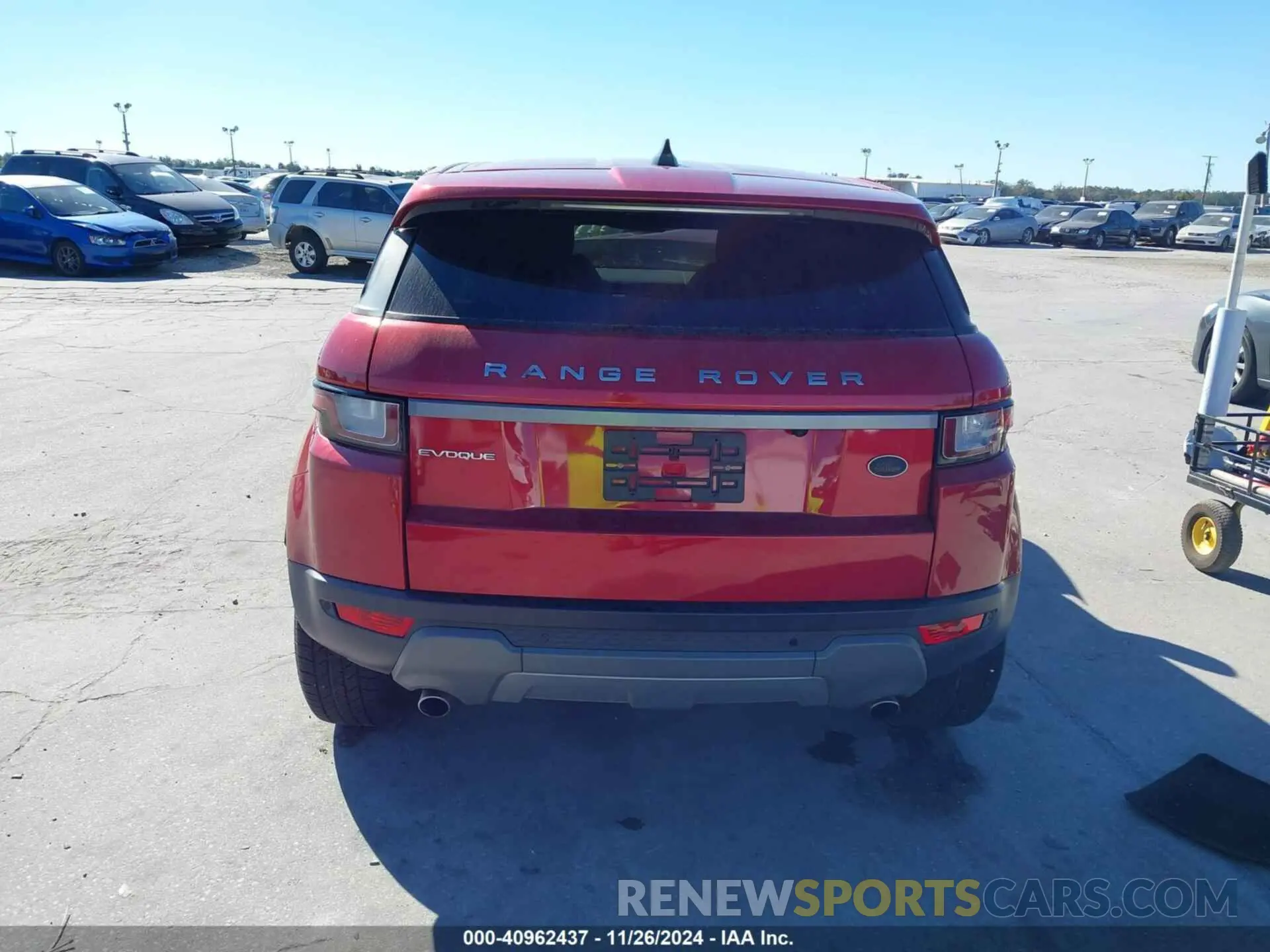 15 fotografías del automóvil dañado SALVP2RX6KH339873 LAND ROVER RANGE ROVER EVOQUE 2019