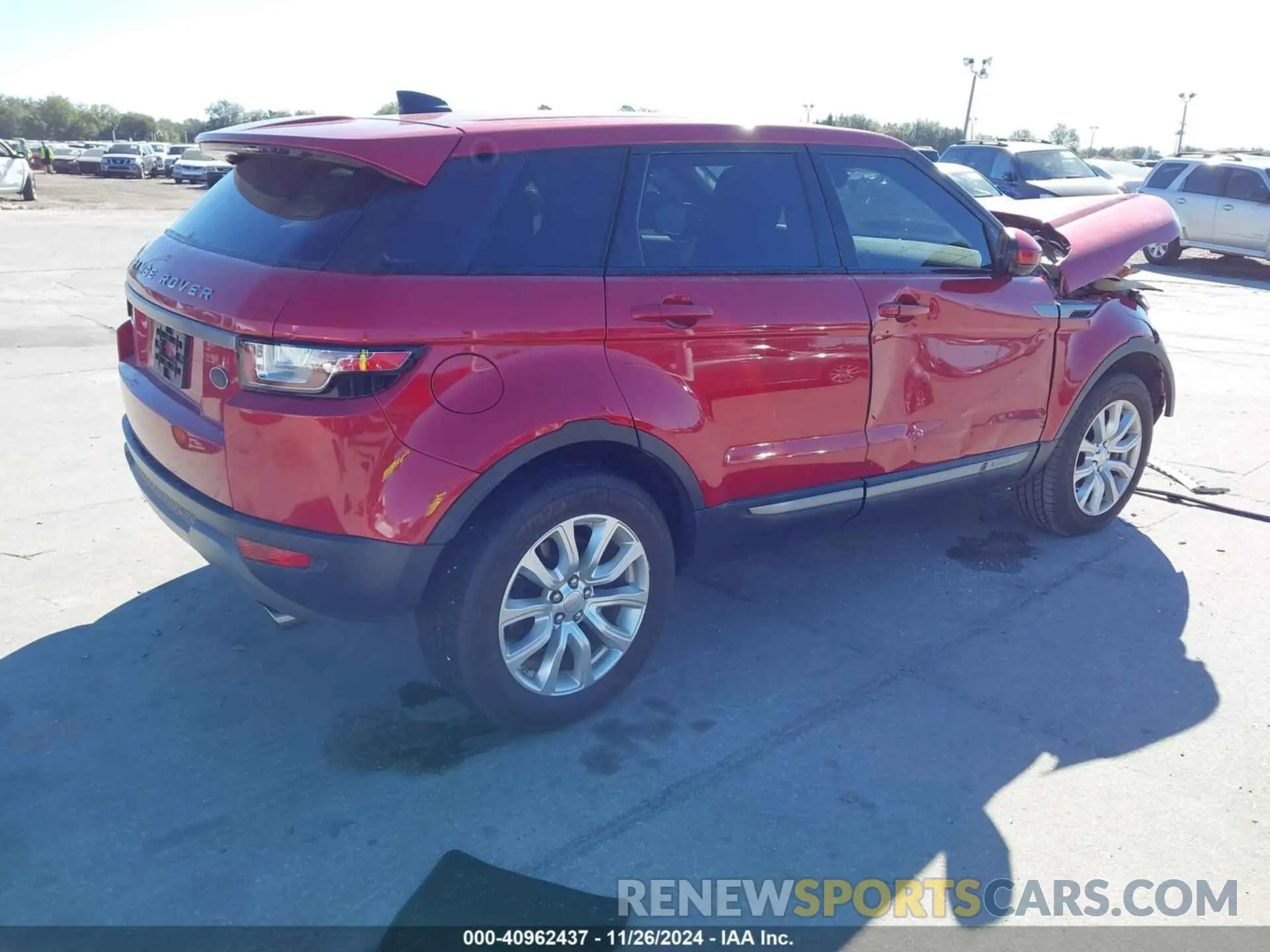 4 fotografías del automóvil dañado SALVP2RX6KH339873 LAND ROVER RANGE ROVER EVOQUE 2019