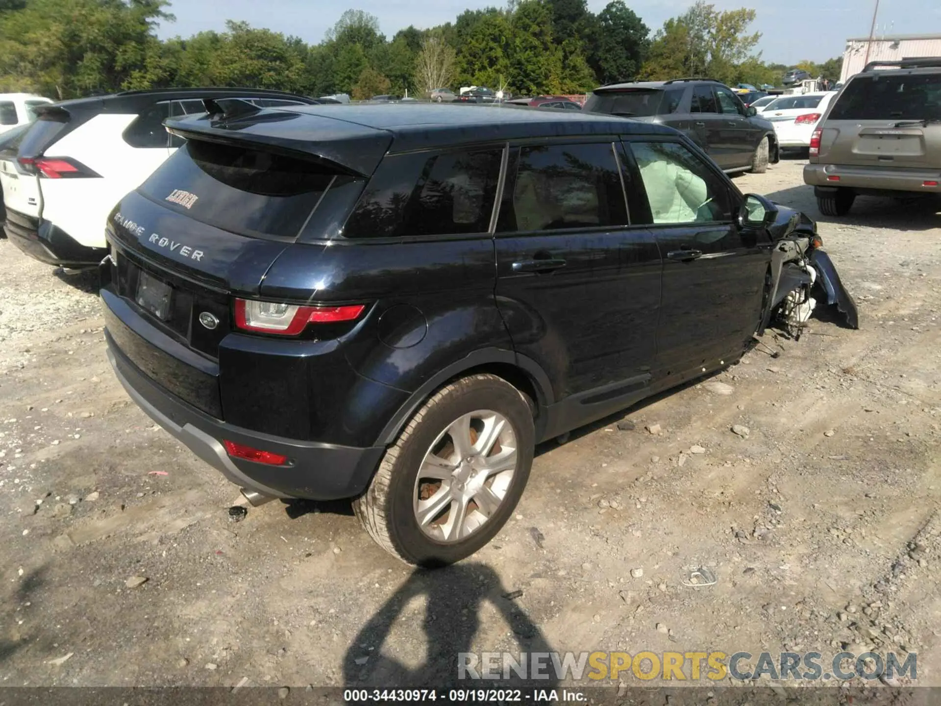 4 fotografías del automóvil dañado SALVP2RX6KH341140 LAND ROVER RANGE ROVER EVOQUE 2019