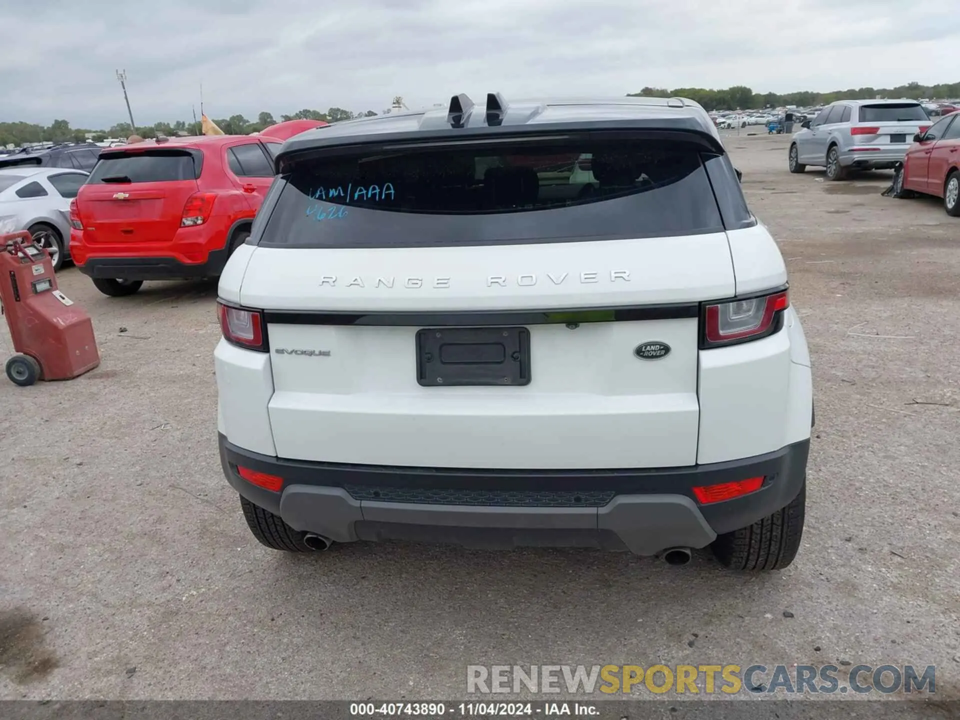 16 fotografías del automóvil dañado SALVP2RX7KH347383 LAND ROVER RANGE ROVER EVOQUE 2019