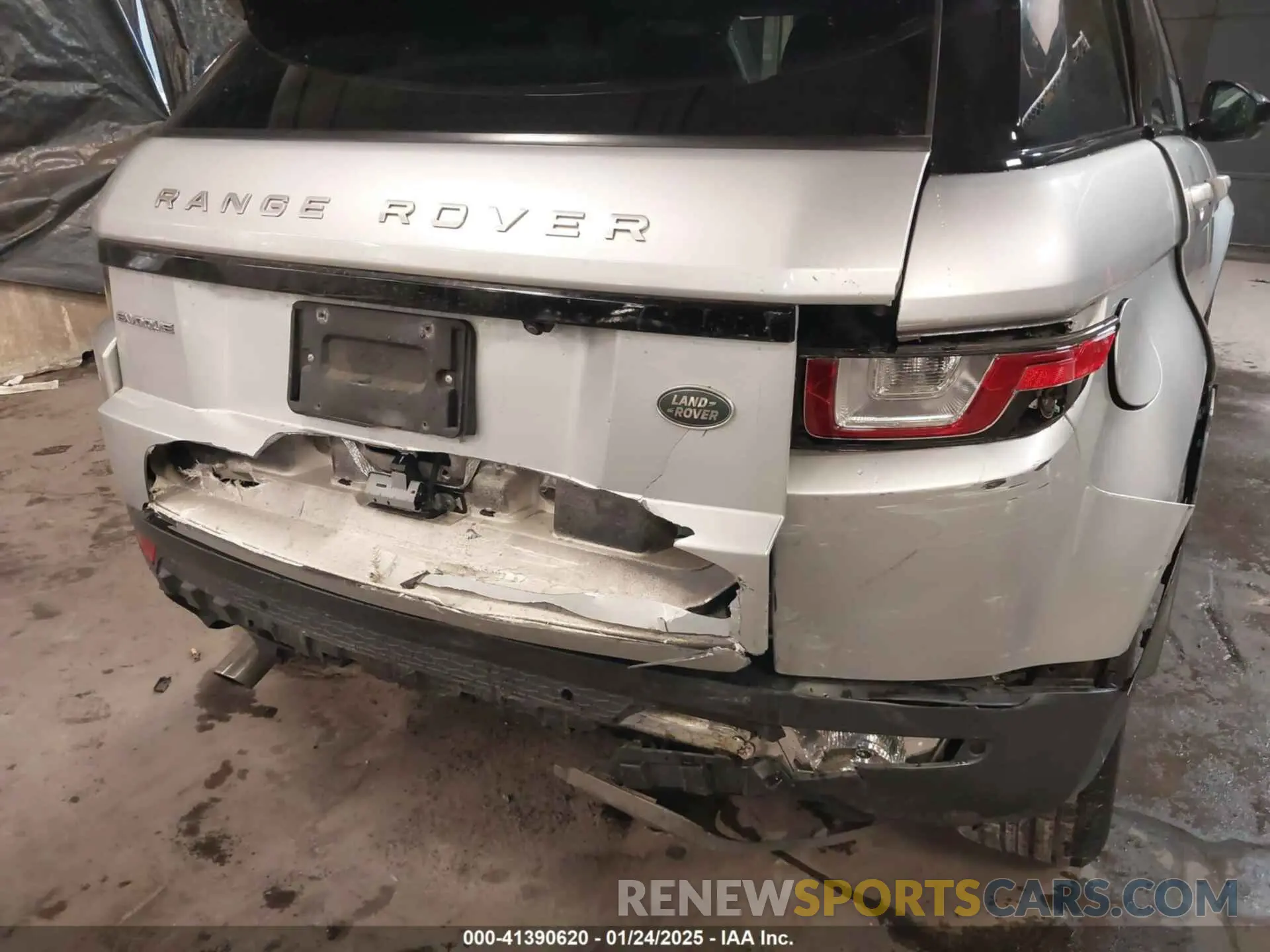 17 fotografías del automóvil dañado SALVP2RX9KH348356 LAND ROVER RANGE ROVER EVOQUE 2019