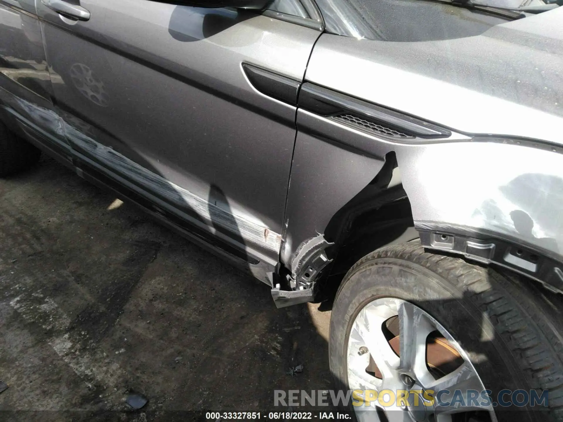 12 fotografías del automóvil dañado SALVP2RXXKH337821 LAND ROVER RANGE ROVER EVOQUE 2019