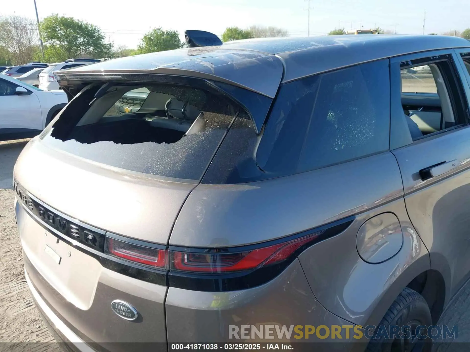 17 fotografías del automóvil dañado SALZJ2FX0LH073534 LAND ROVER RANGE ROVER EVOQUE 2020