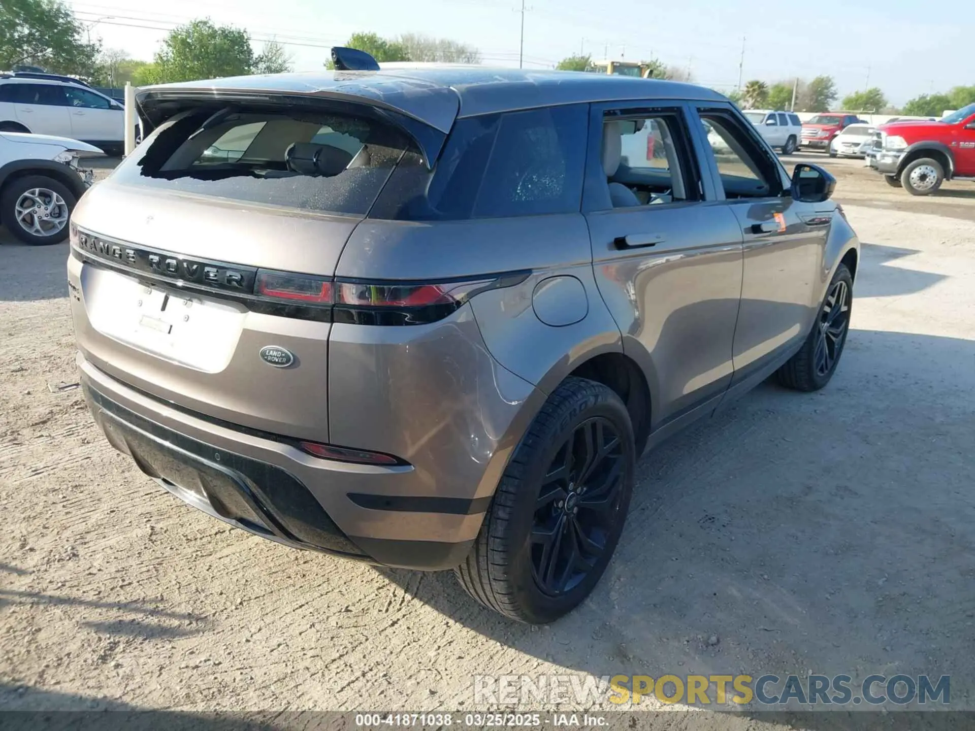 4 fotografías del automóvil dañado SALZJ2FX0LH073534 LAND ROVER RANGE ROVER EVOQUE 2020