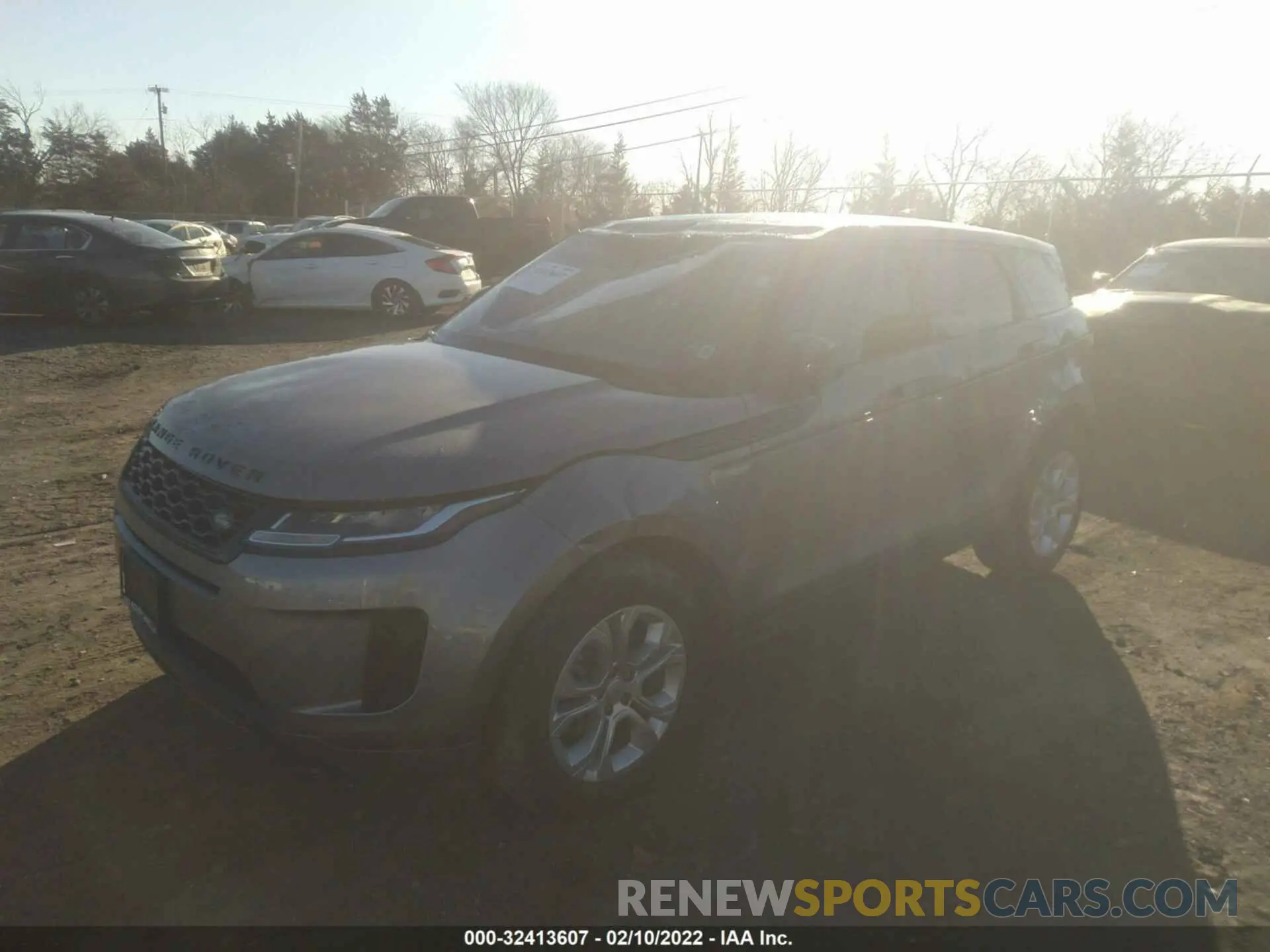 2 fotografías del automóvil dañado SALZJ2FX2LH054421 LAND ROVER RANGE ROVER EVOQUE 2020
