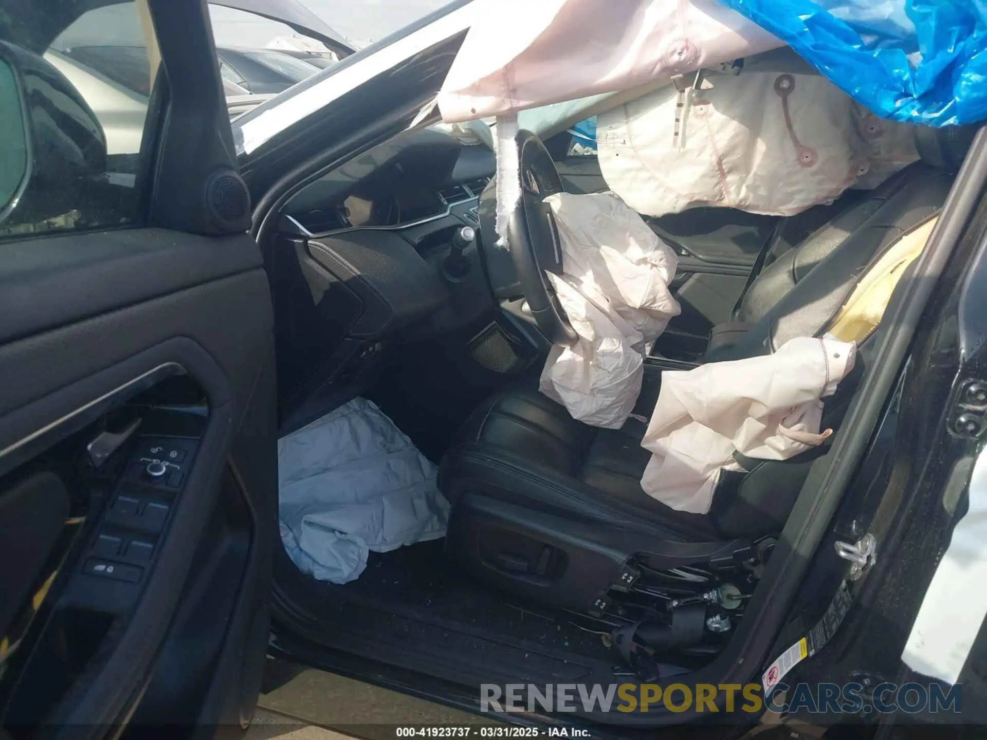 5 fotografías del automóvil dañado SALZJ2FX2LH103942 LAND ROVER RANGE ROVER EVOQUE 2020