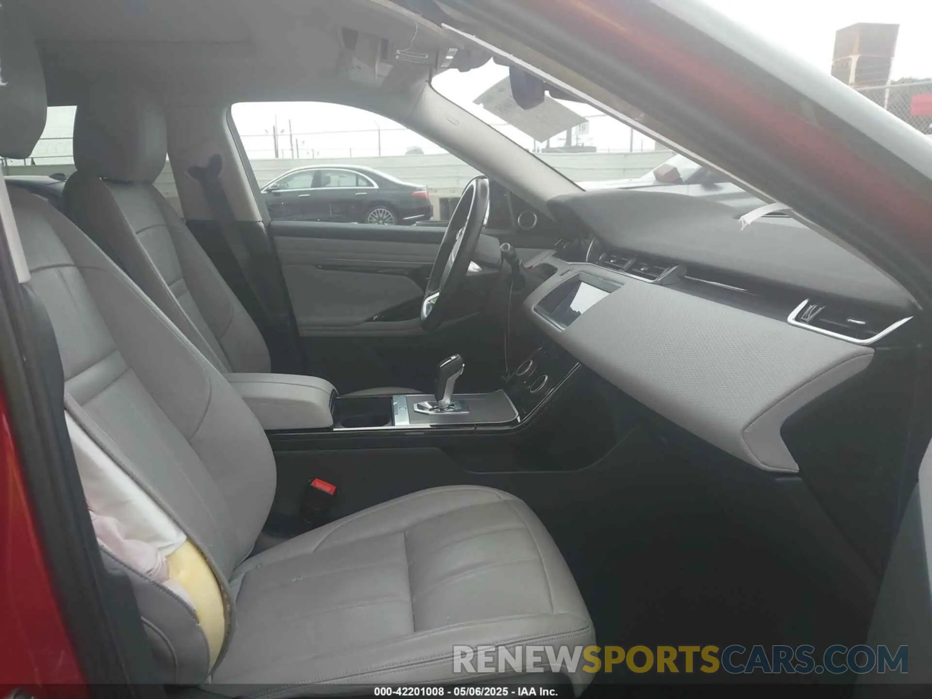 5 fotografías del automóvil dañado SALZJ2FX3LH117235 LAND ROVER RANGE ROVER EVOQUE 2020