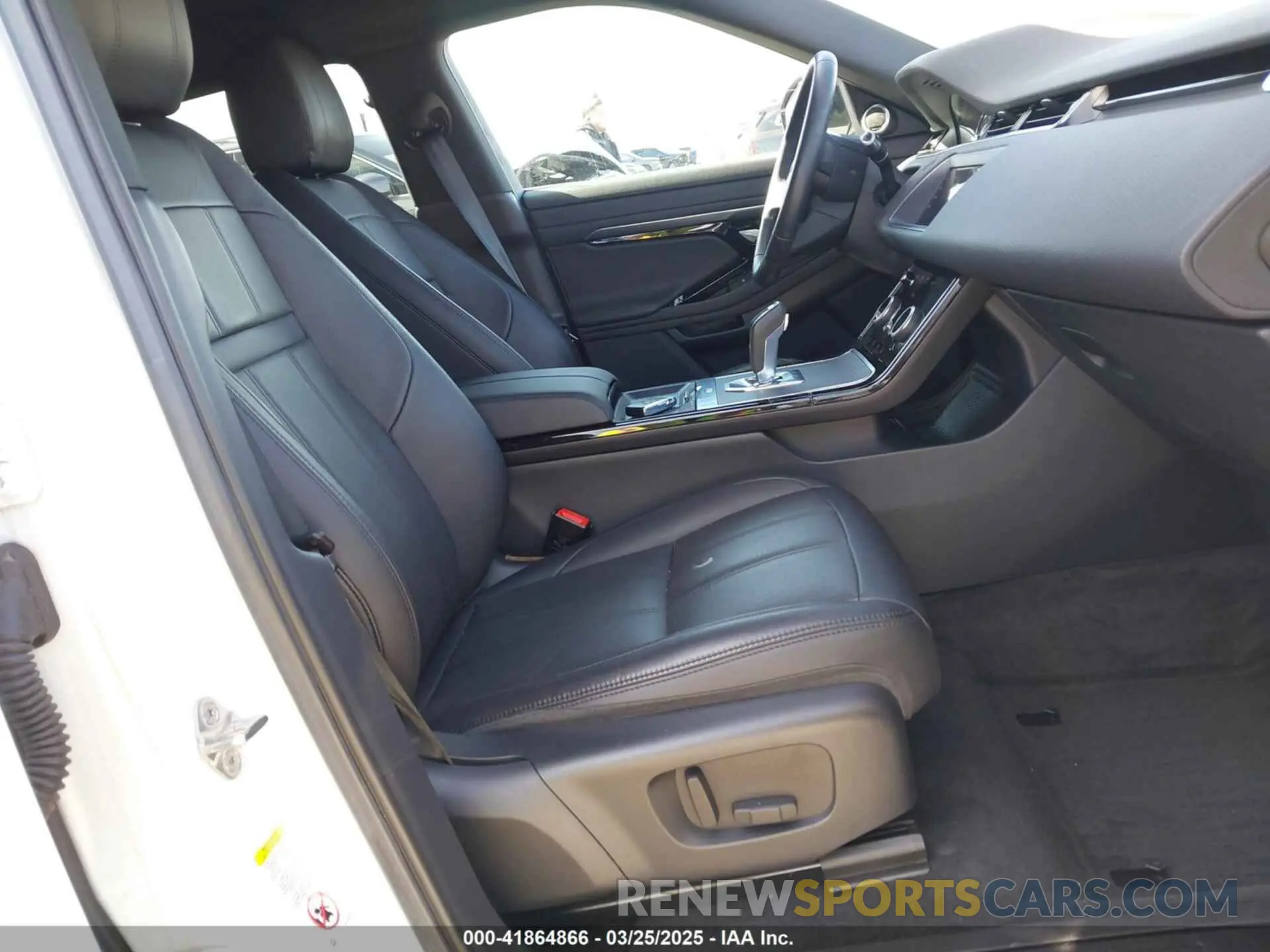 5 fotografías del automóvil dañado SALZJ2FX4LH028354 LAND ROVER RANGE ROVER EVOQUE 2020