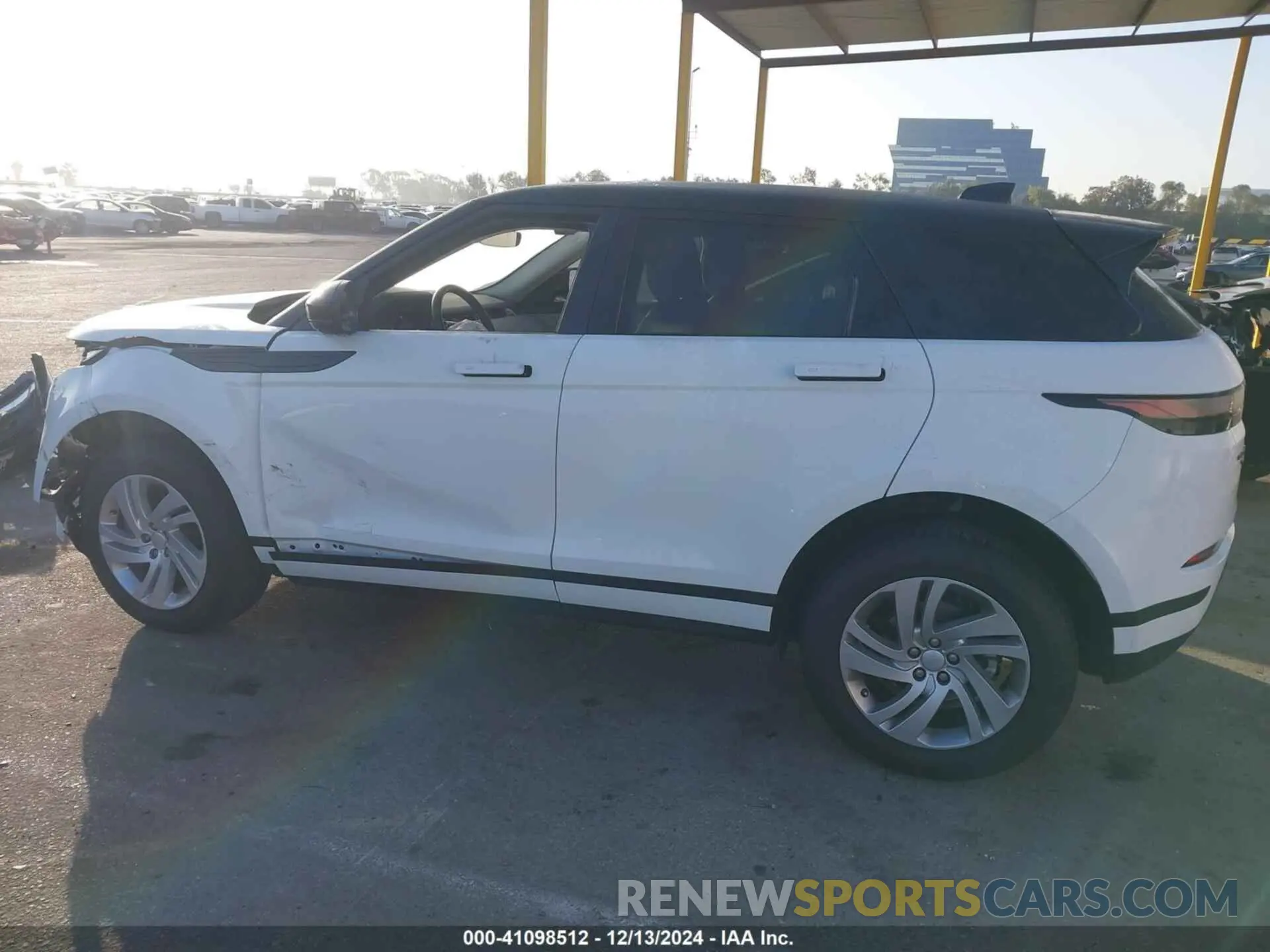 14 fotografías del automóvil dañado SALZJ2FX4LH043887 LAND ROVER RANGE ROVER EVOQUE 2020
